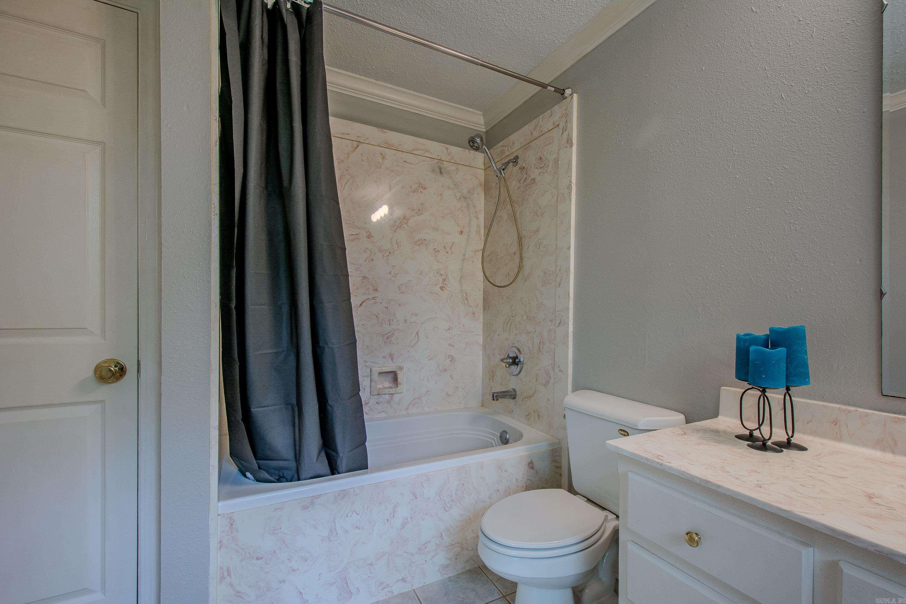 16 Leisurewood Ln