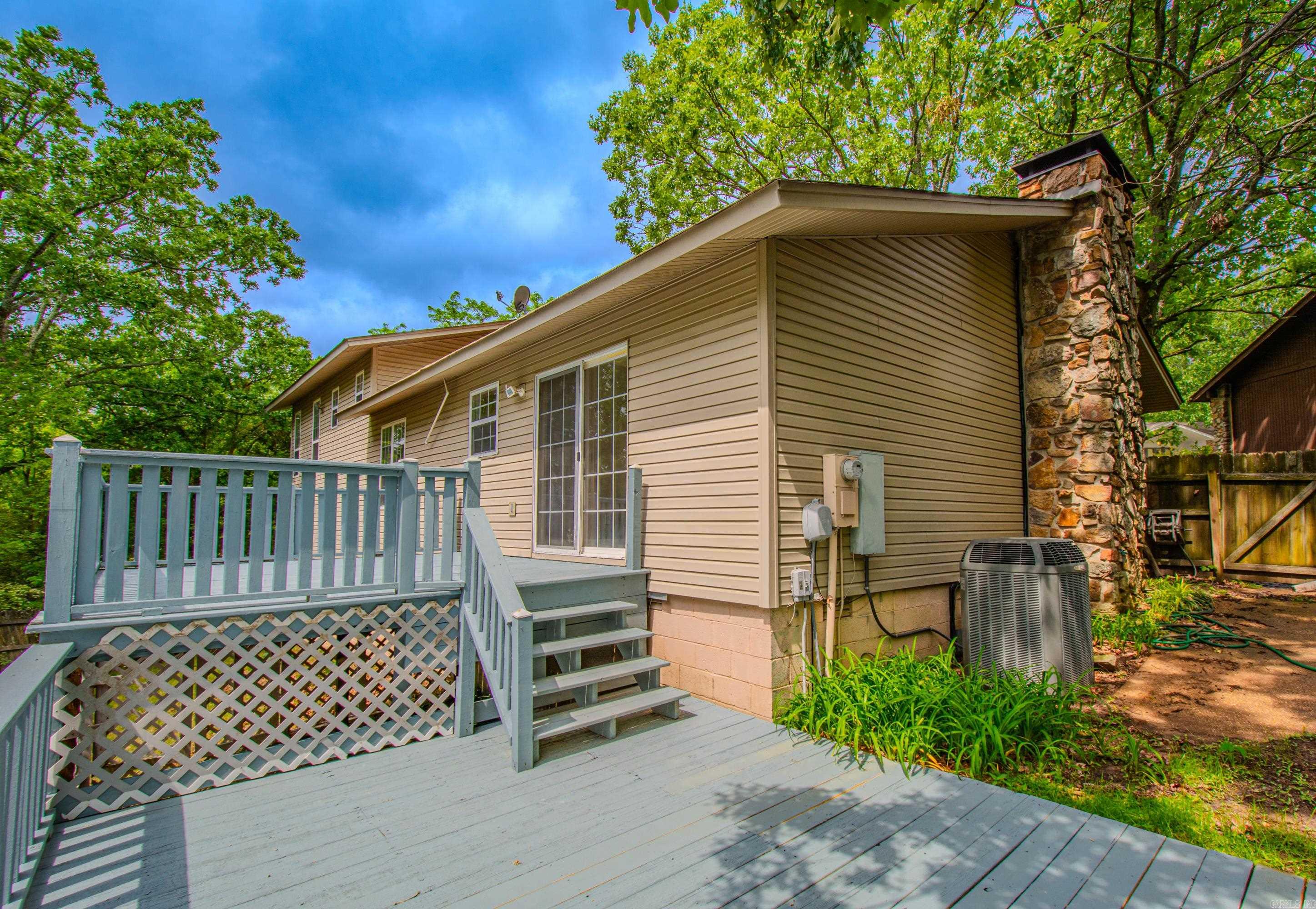 16 Leisurewood Ln