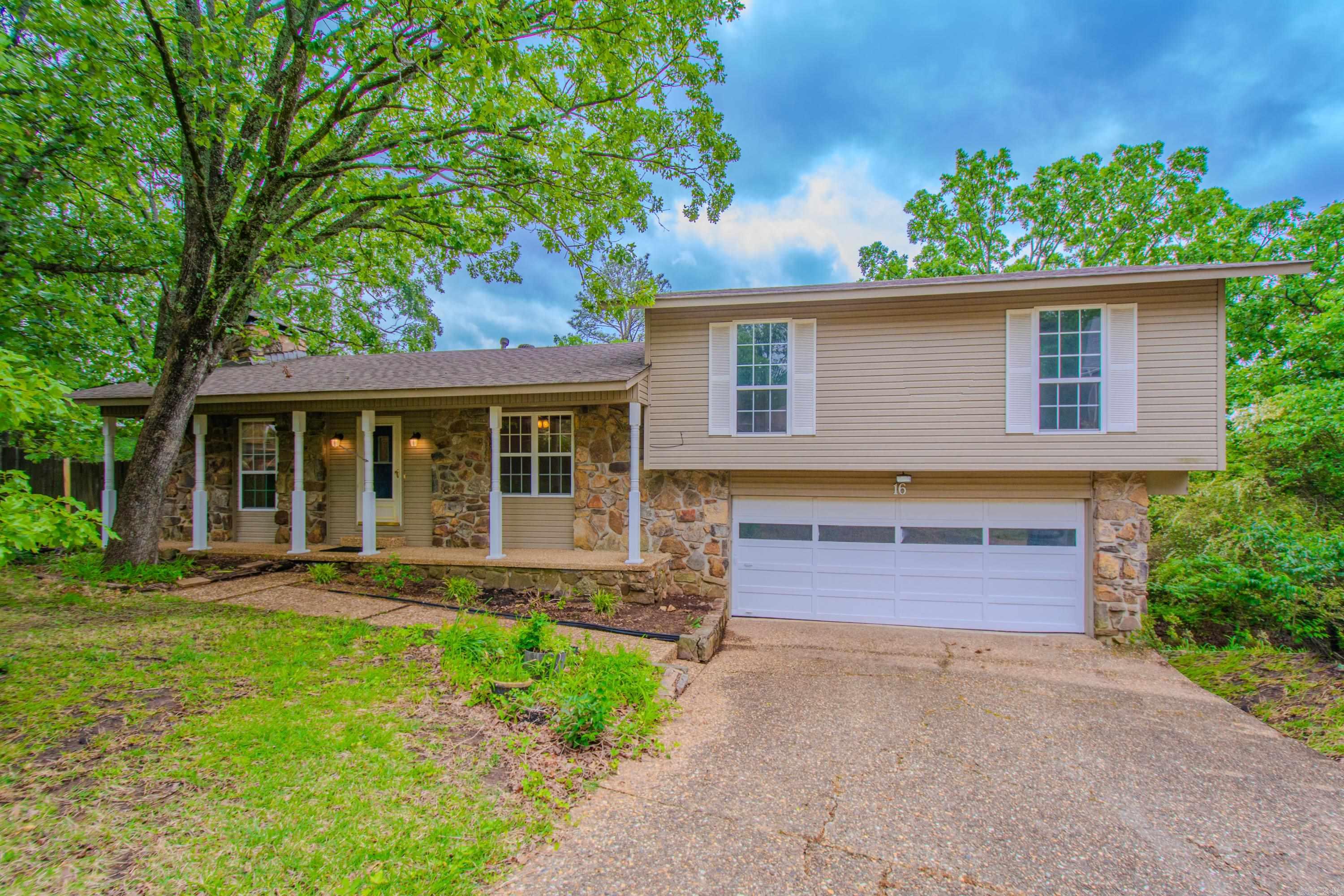 16 Leisurewood Ln