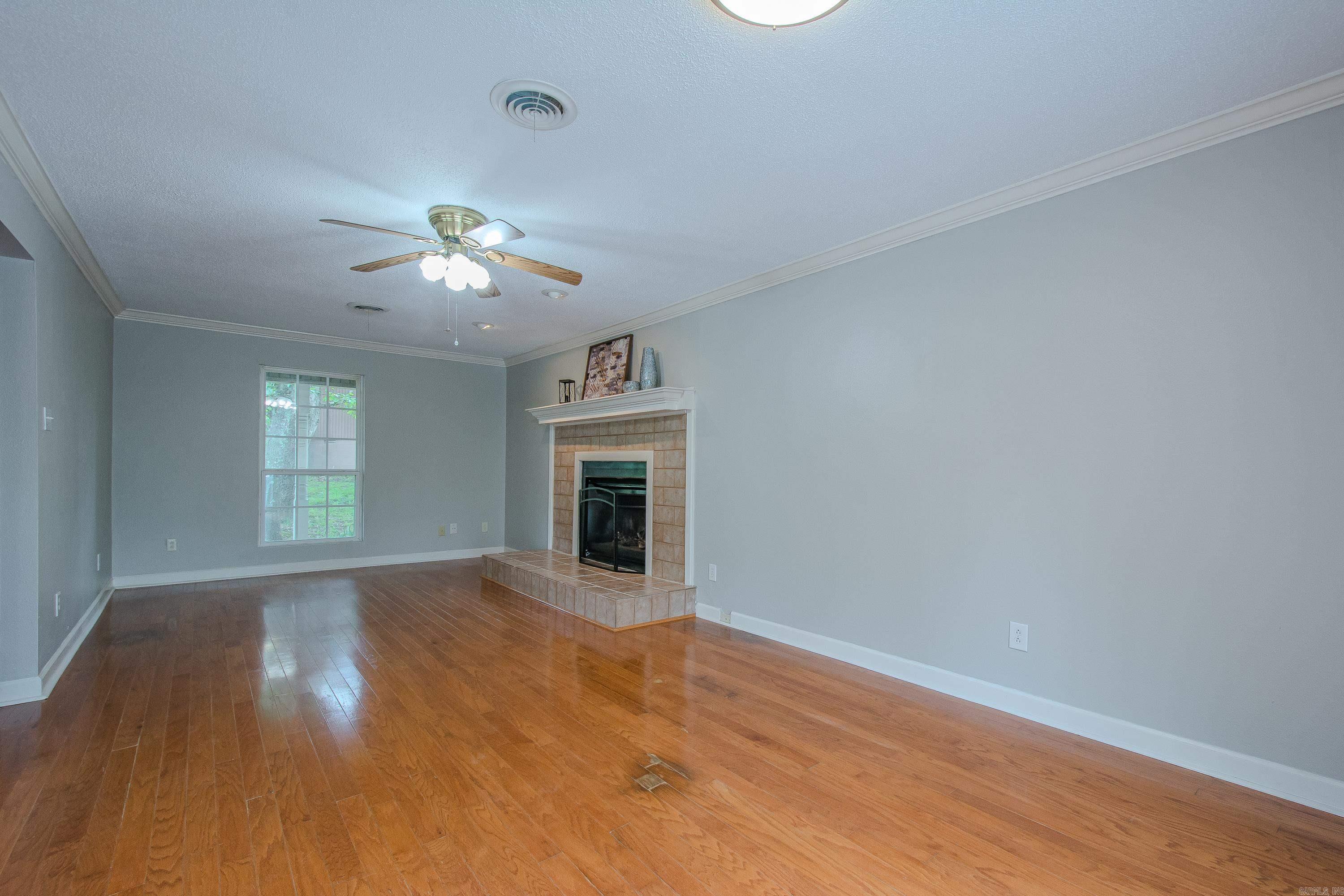 16 Leisurewood Ln