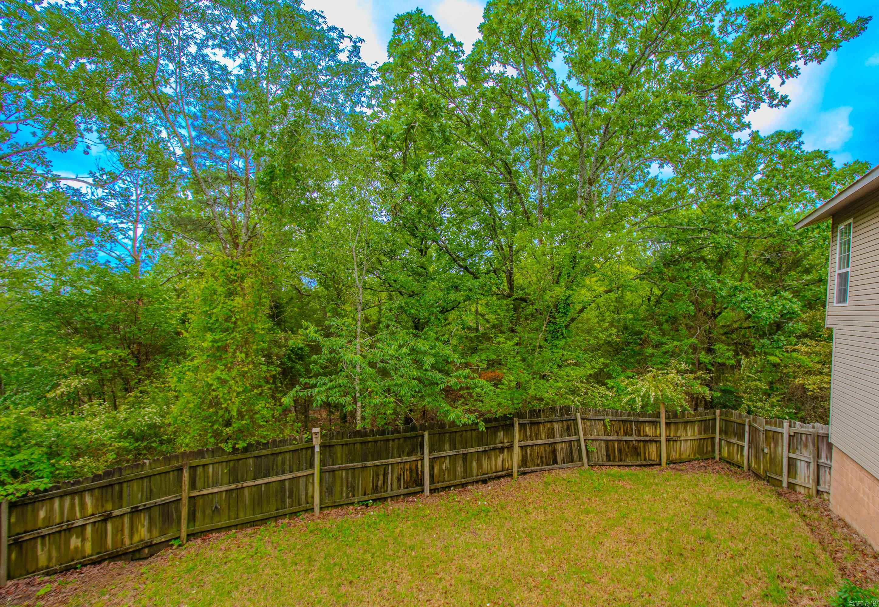 16 Leisurewood Ln