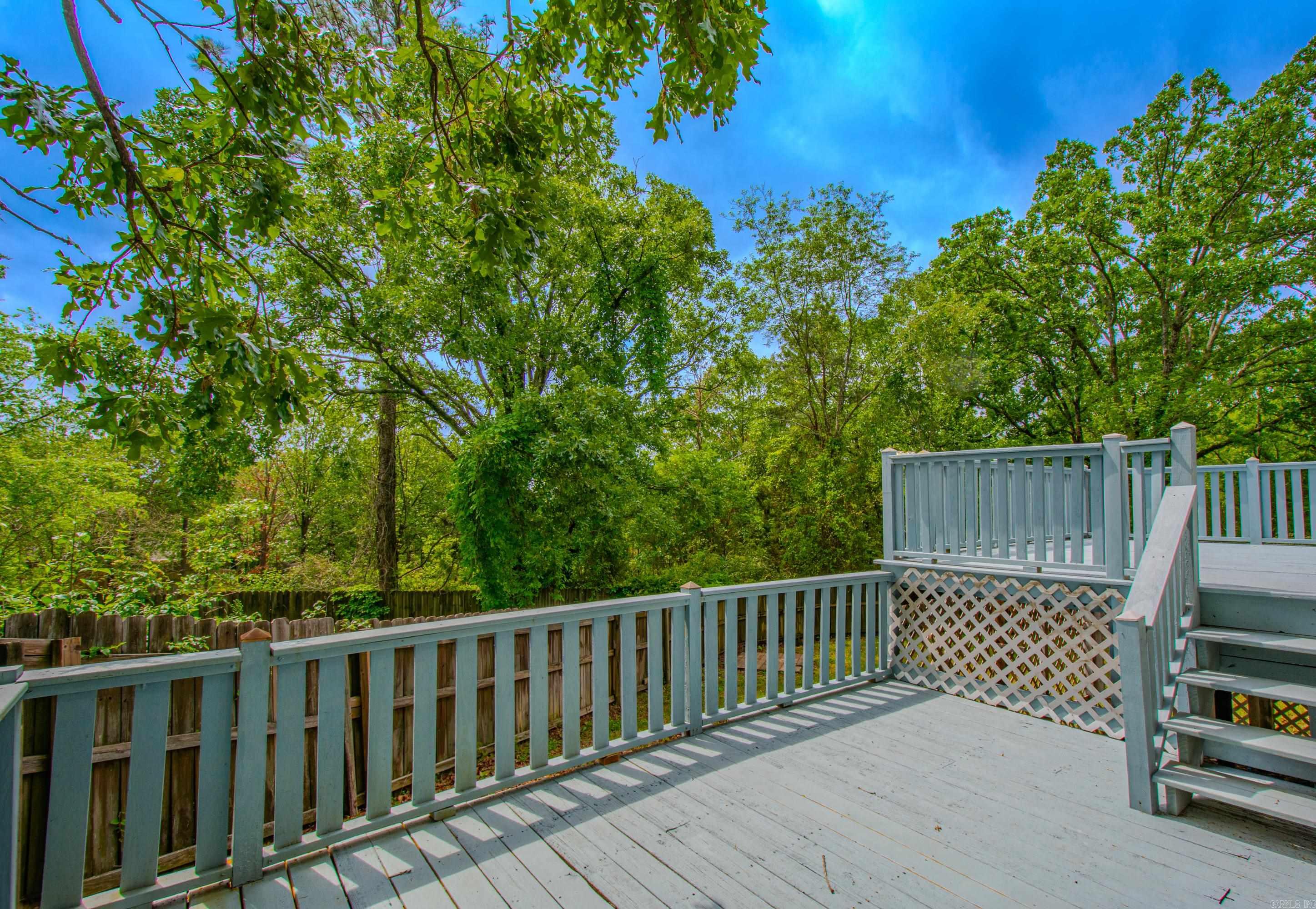 16 Leisurewood Ln