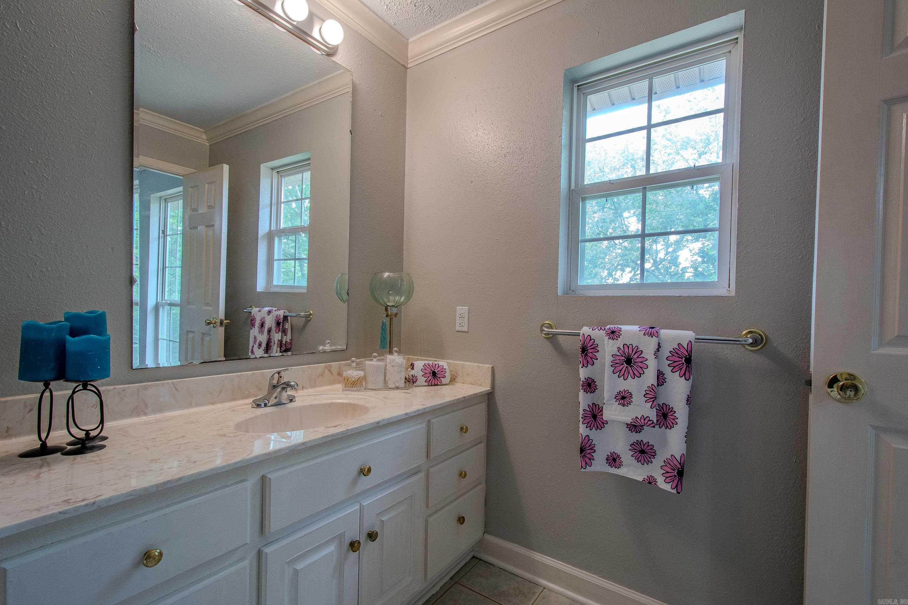 16 Leisurewood Ln