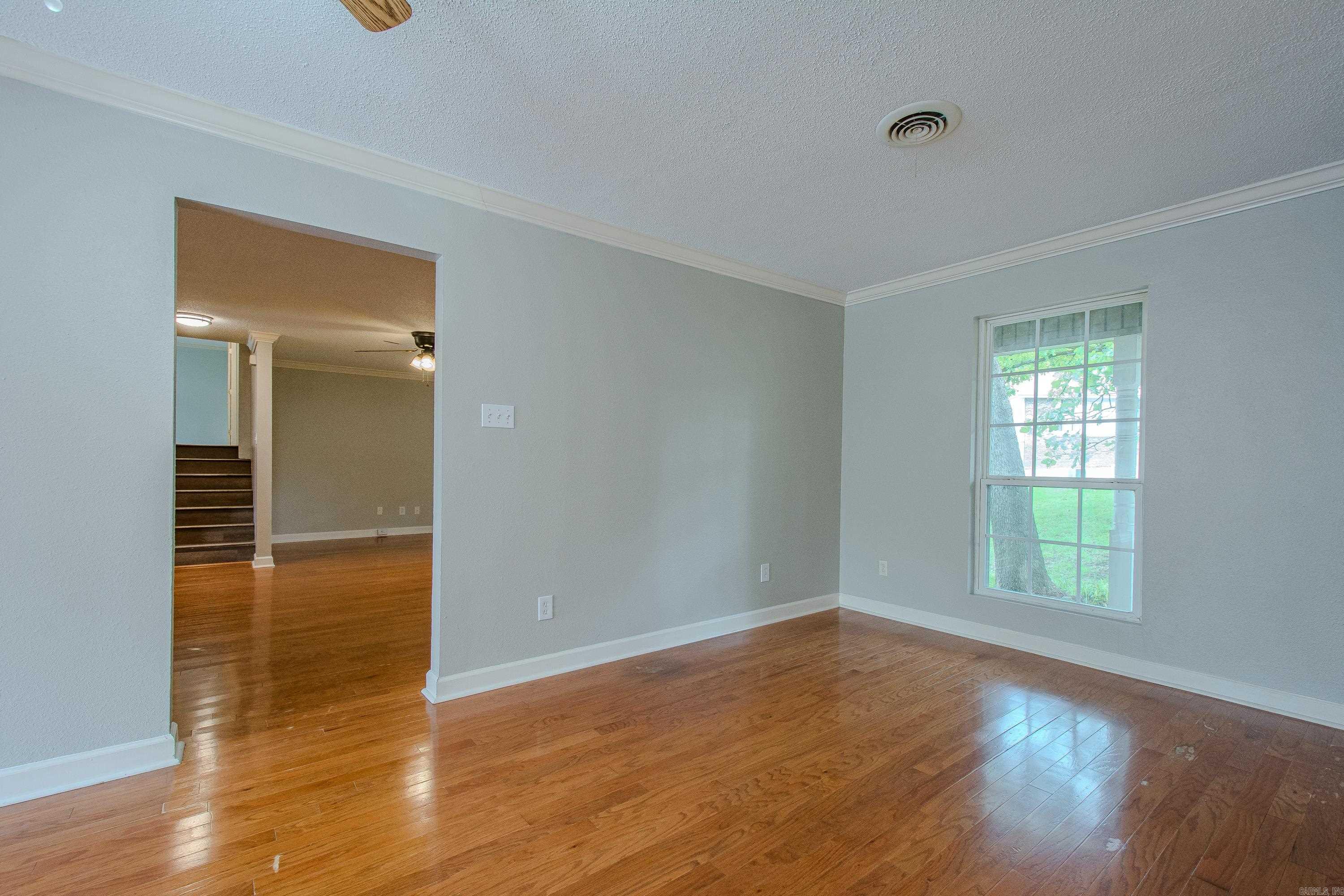 16 Leisurewood Ln