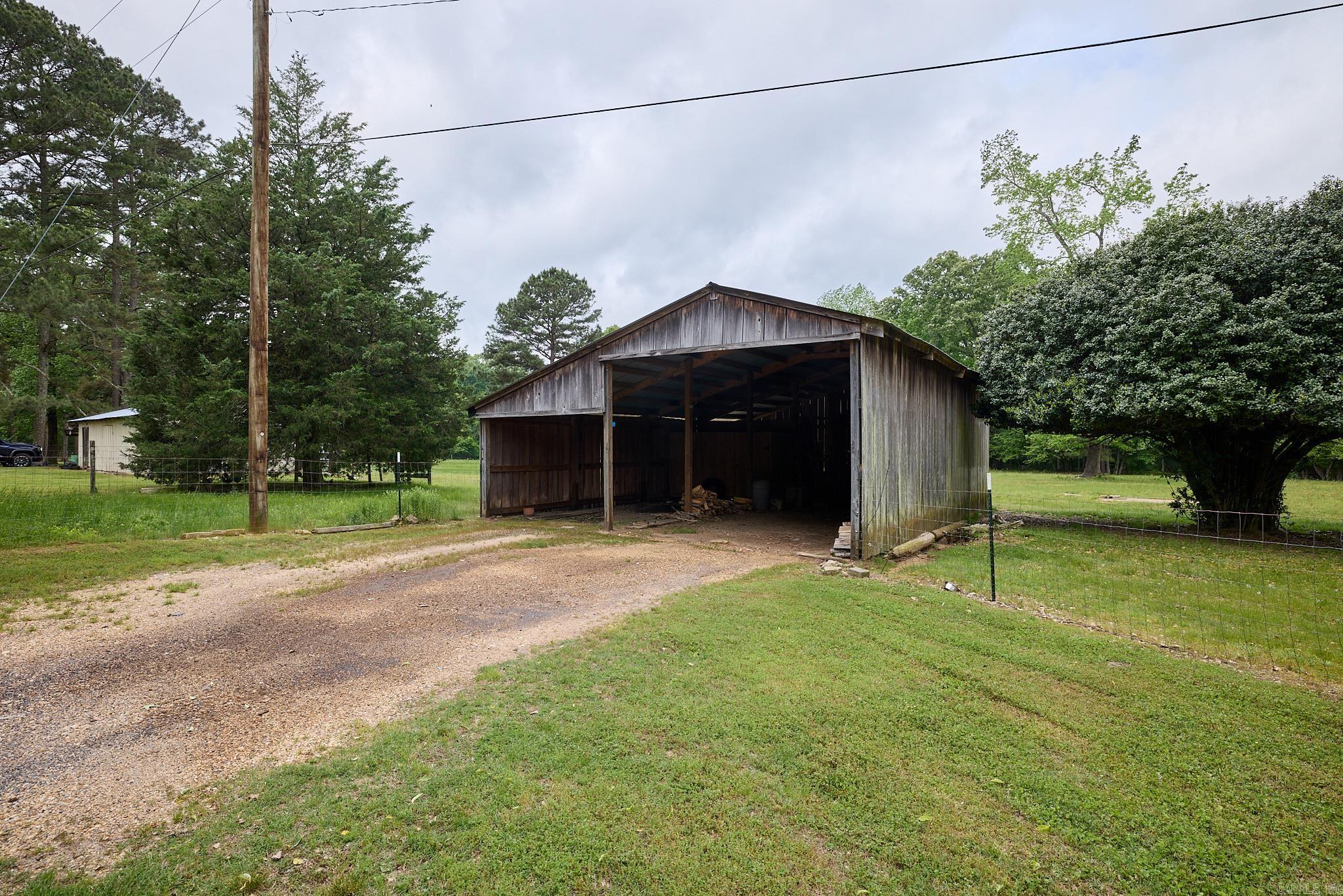 10915 W Sardis Road
