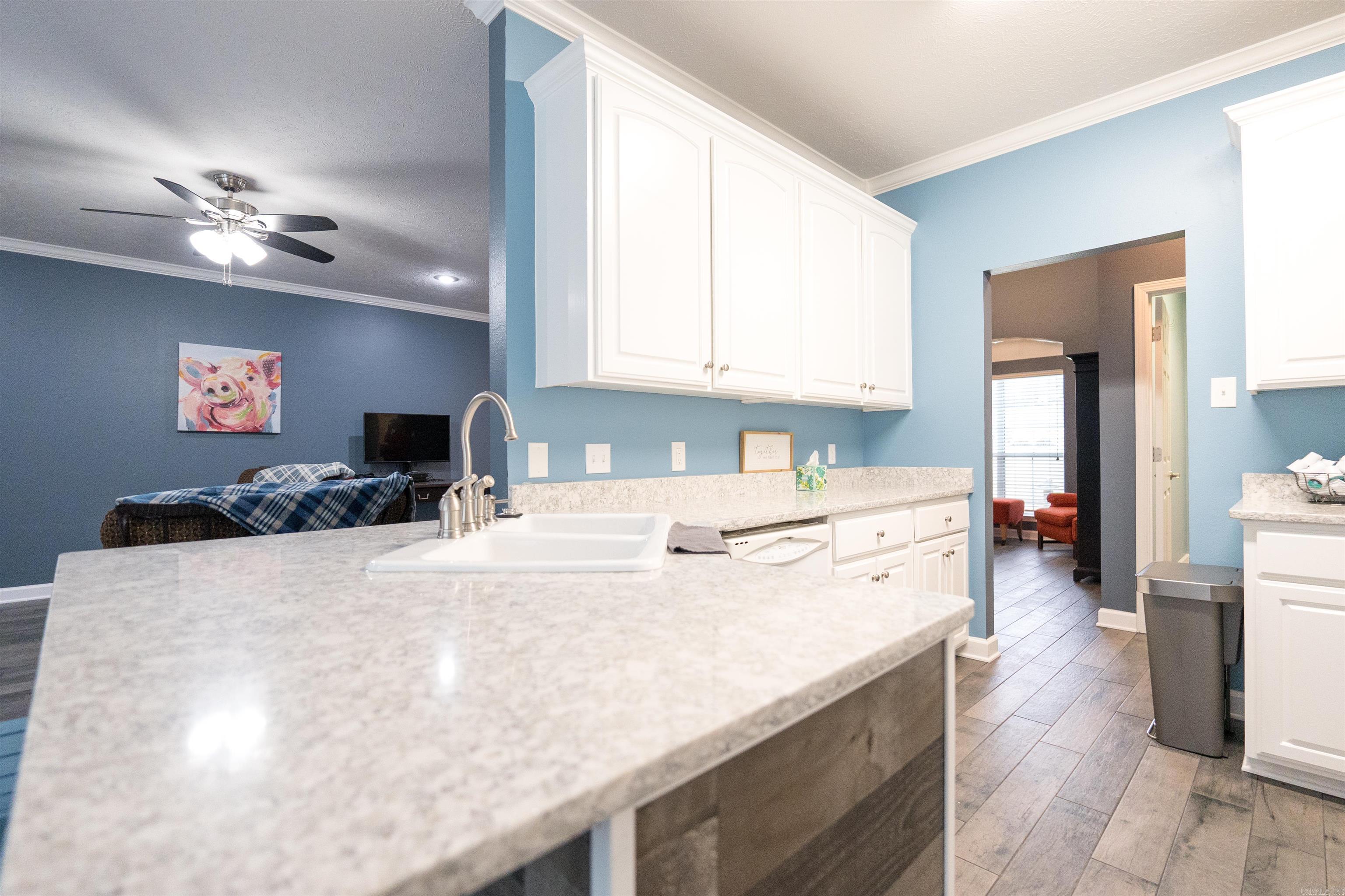 17 McKenzie Trail