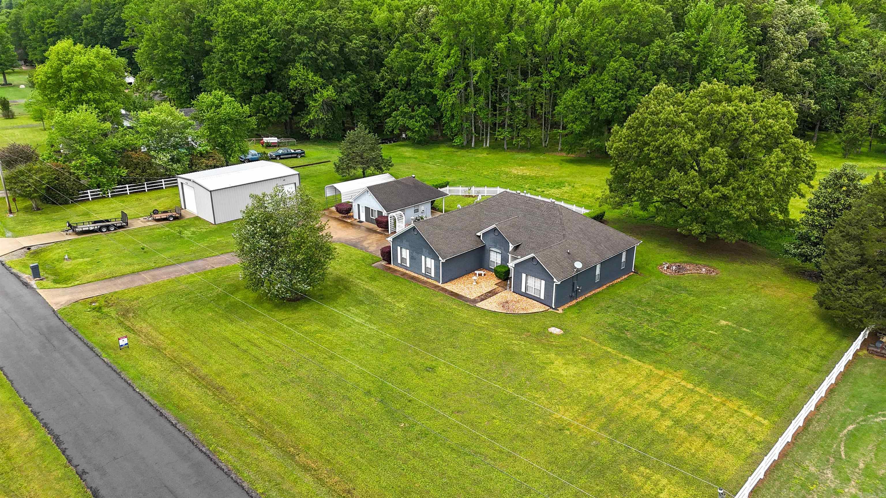 17 McKenzie Trail