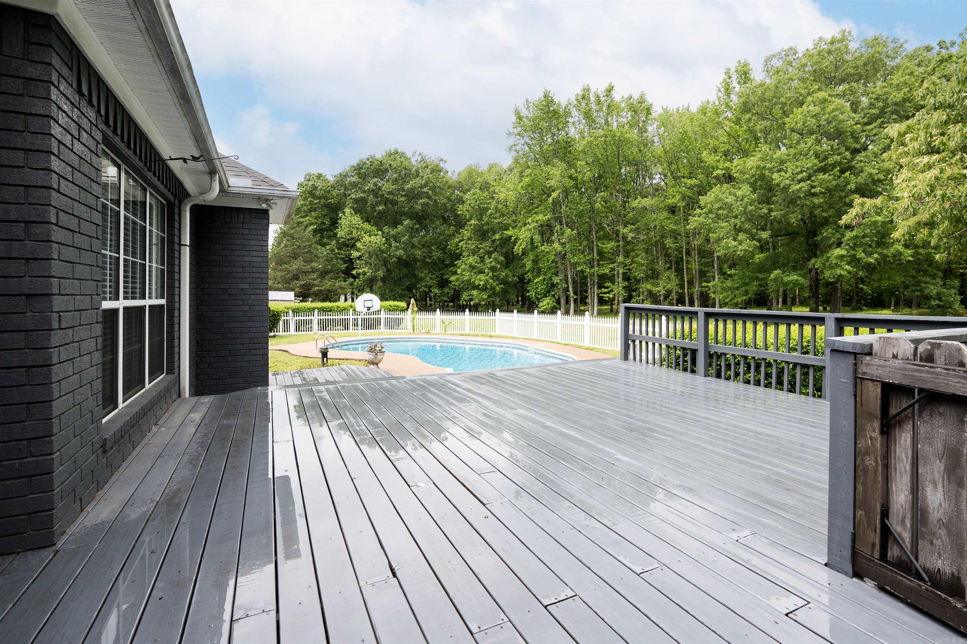 17 McKenzie Trail