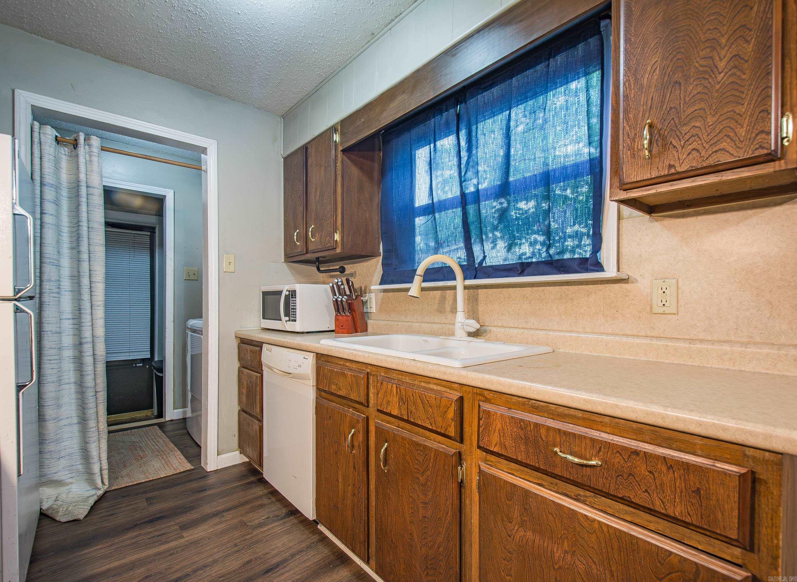 15 Pinecrest Lane