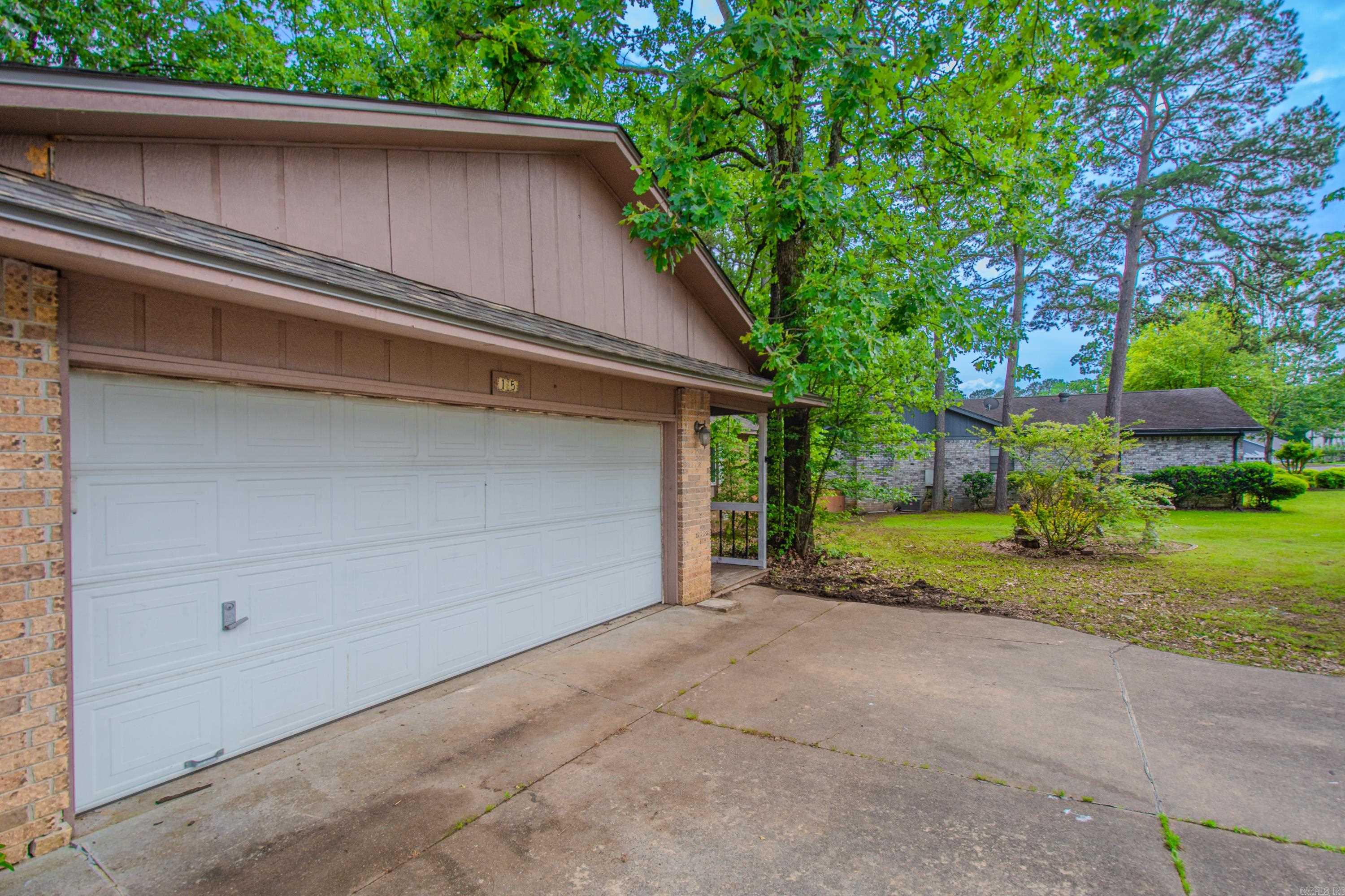 15 Pinecrest Lane