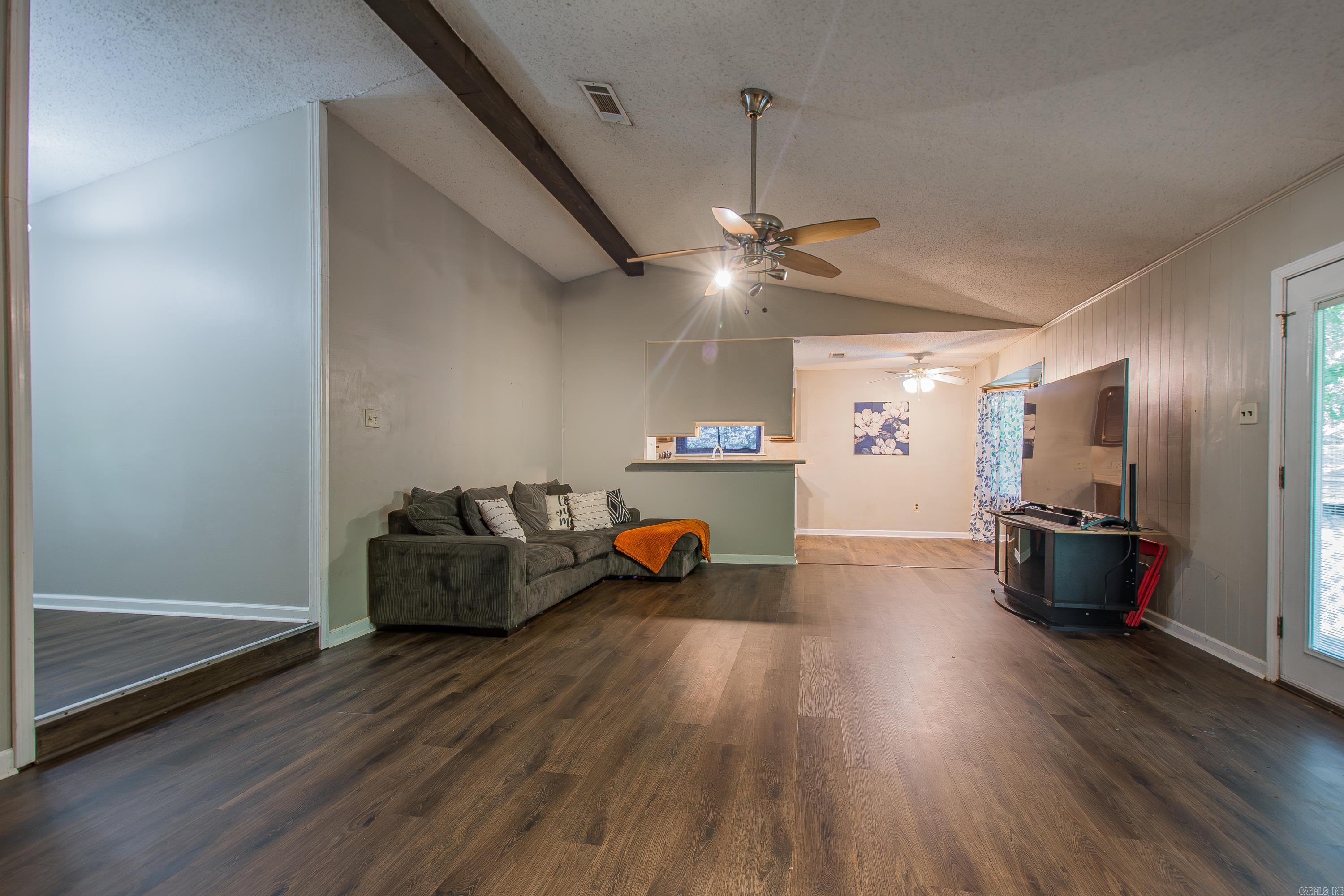 15 Pinecrest Lane