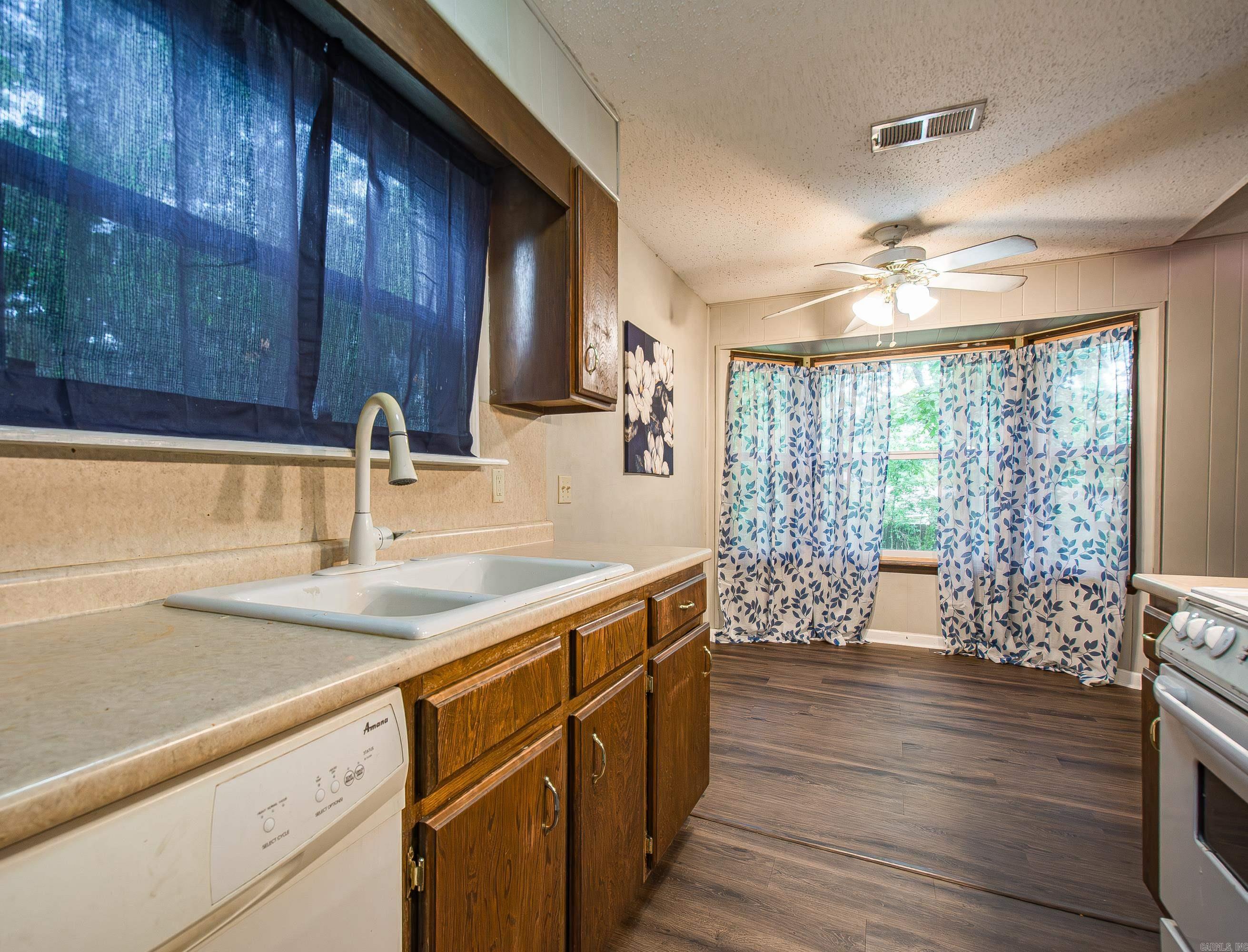 15 Pinecrest Lane