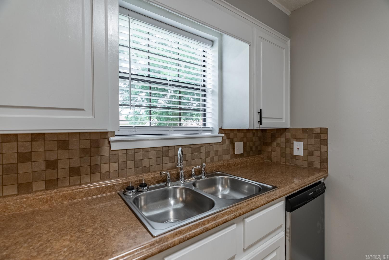 13 Pheasant Run Drive