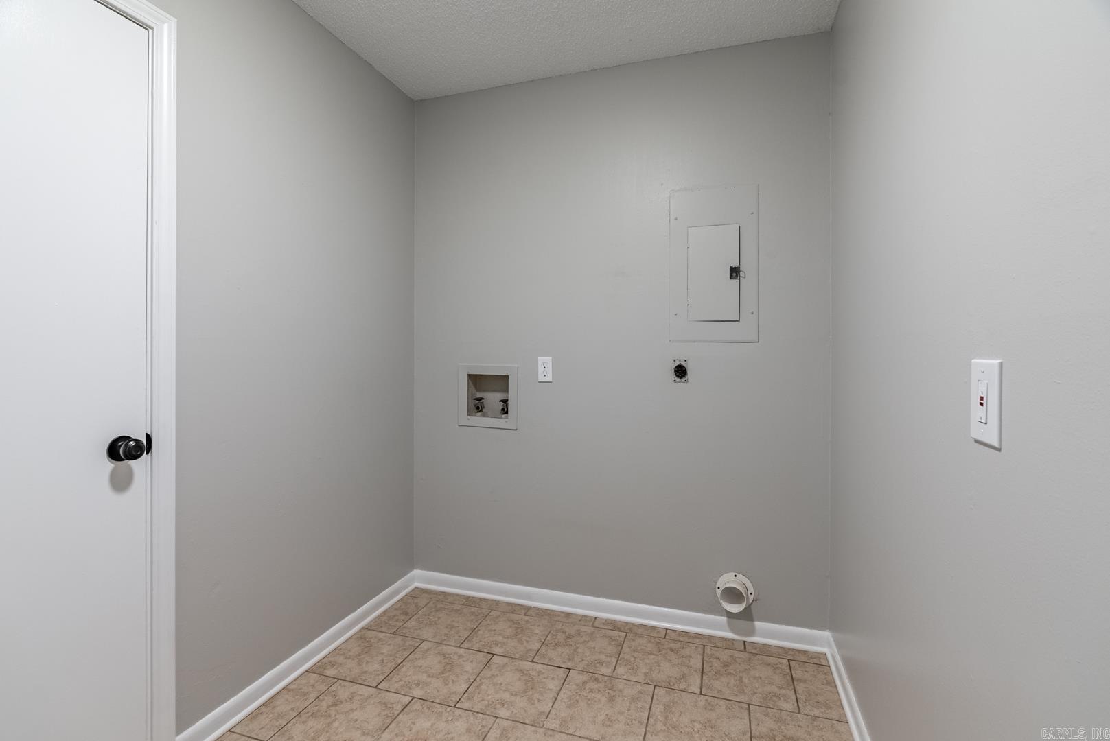 13 Pheasant Run Drive