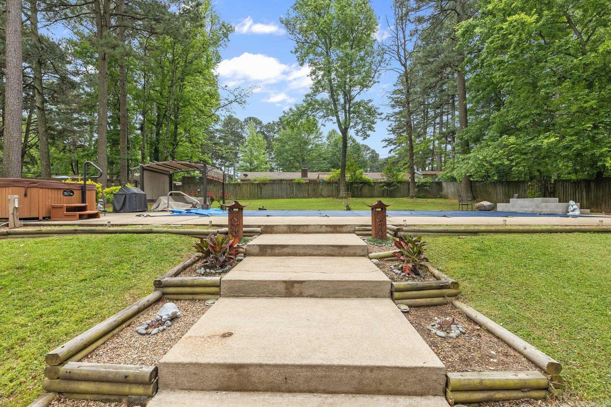 1809 Leawood Drive