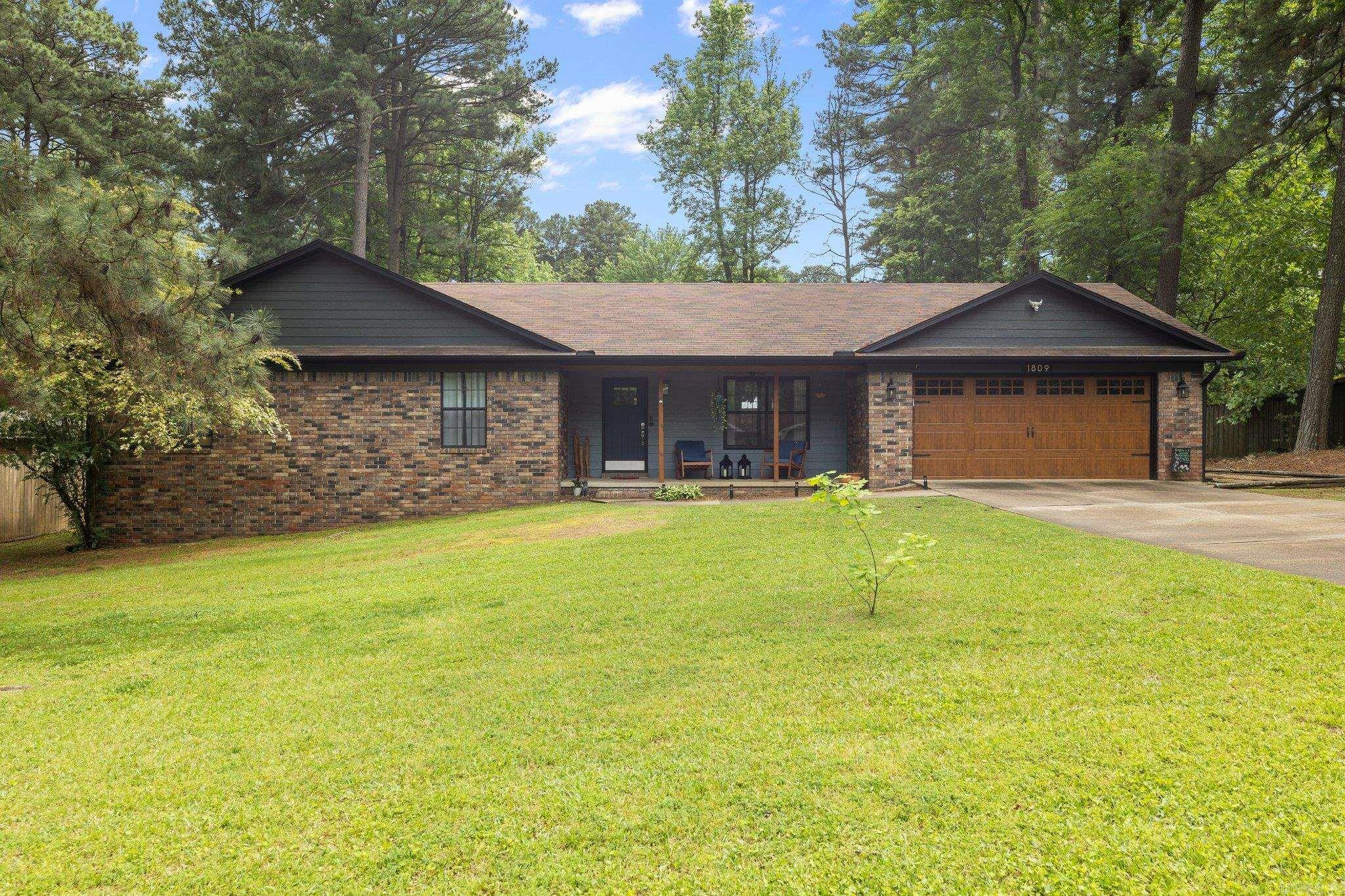 1809 Leawood Drive