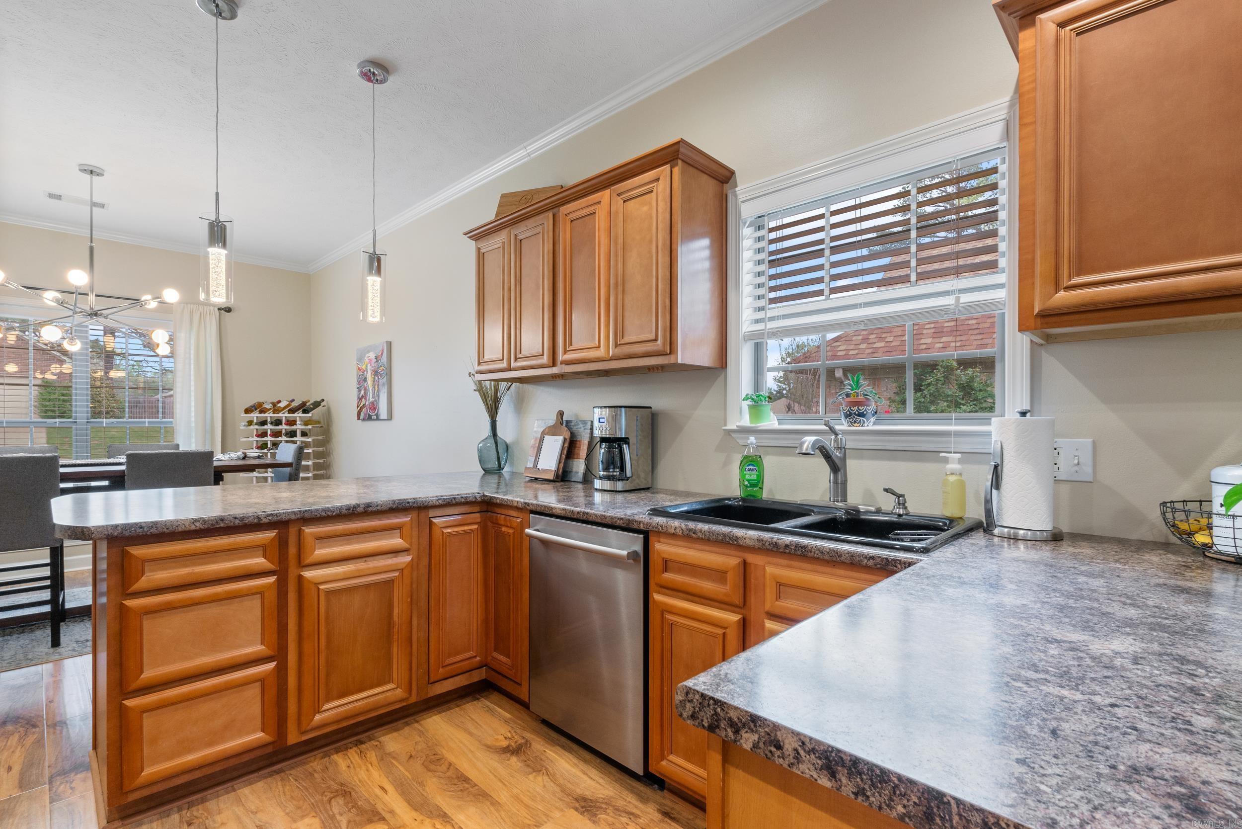 27 Starlite Road South