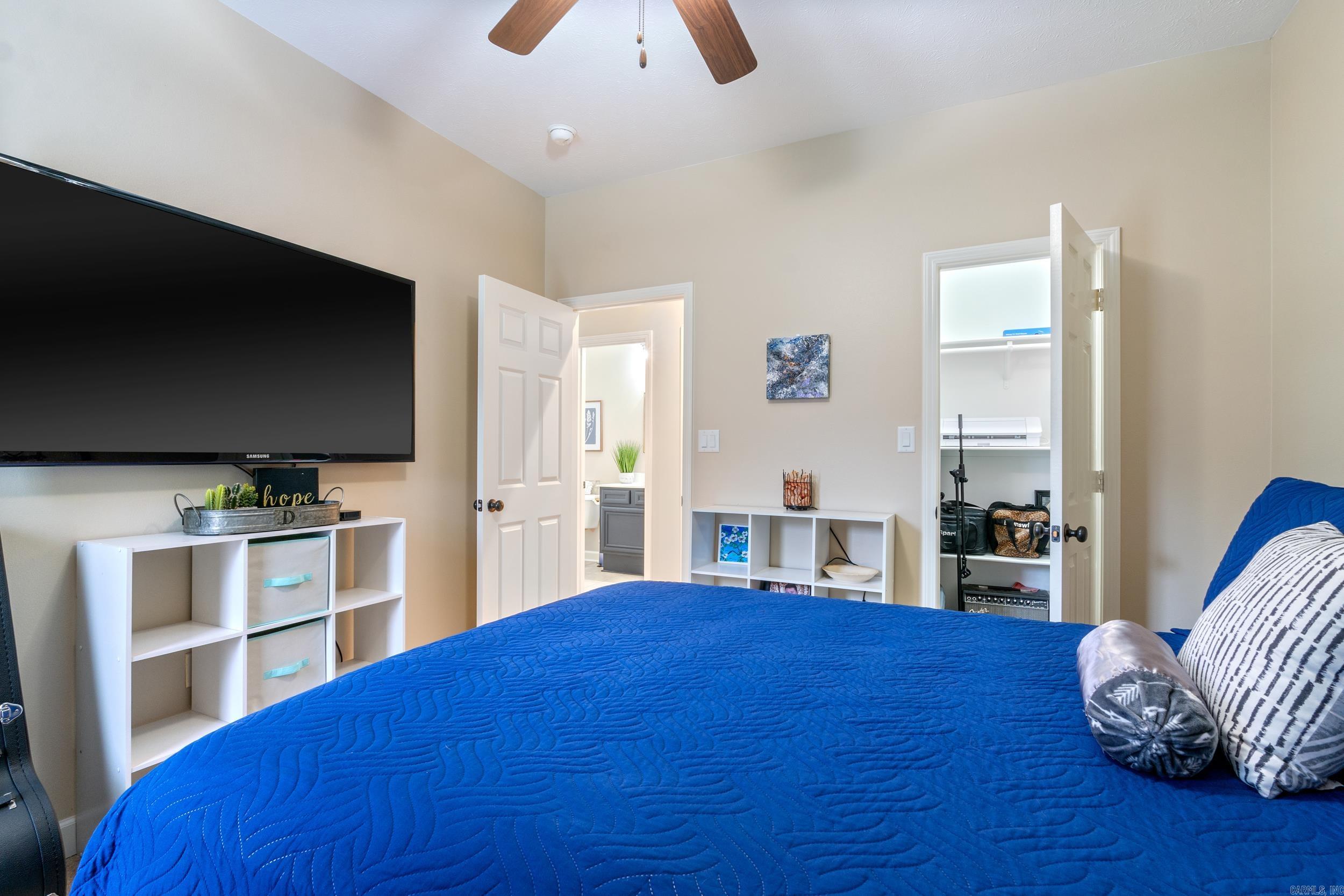 27 Starlite Road South