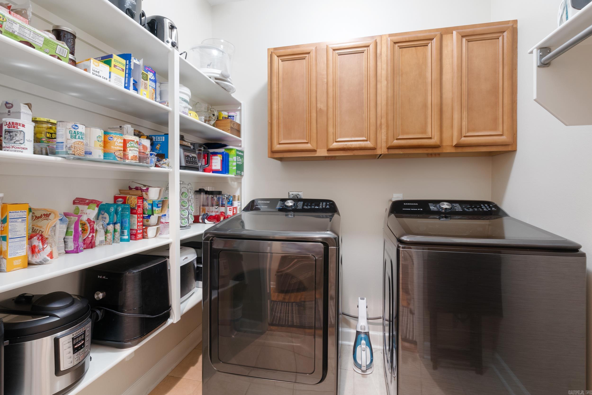 27 Starlite Road South