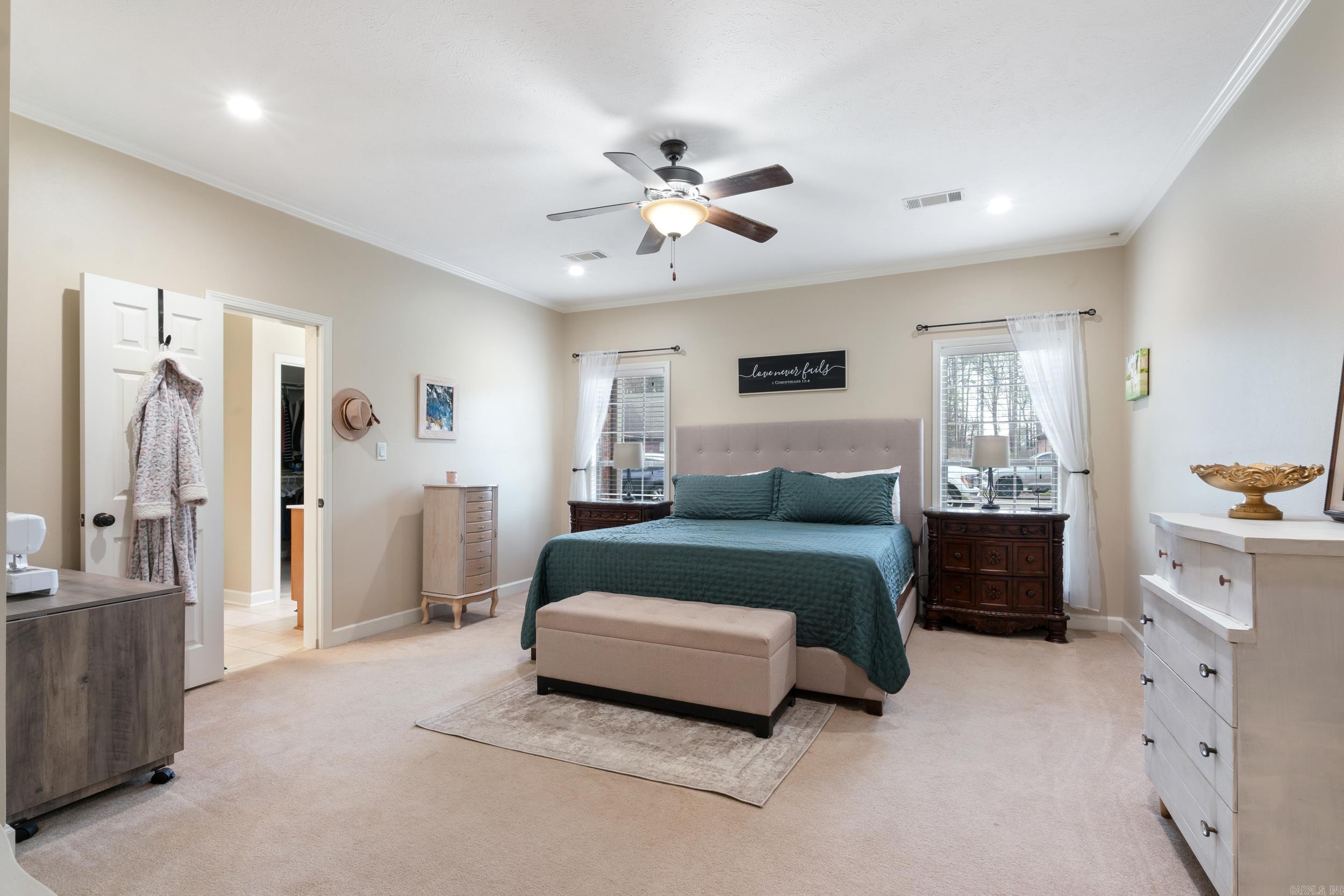 27 Starlite Road South