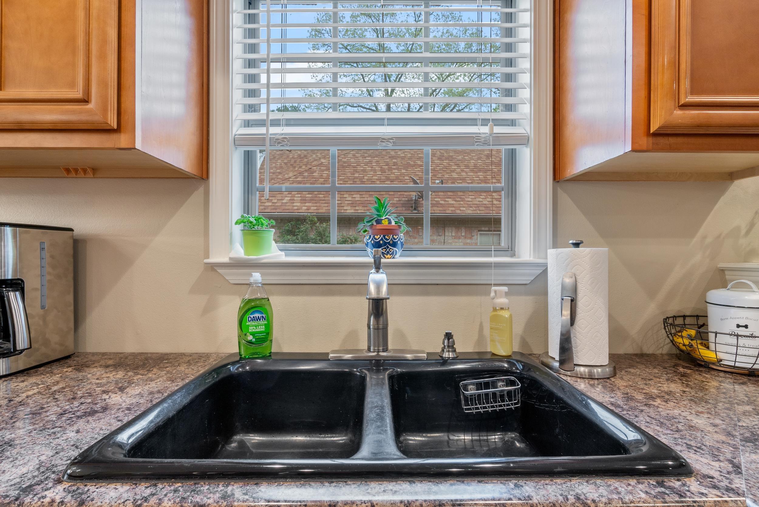 27 Starlite Road South