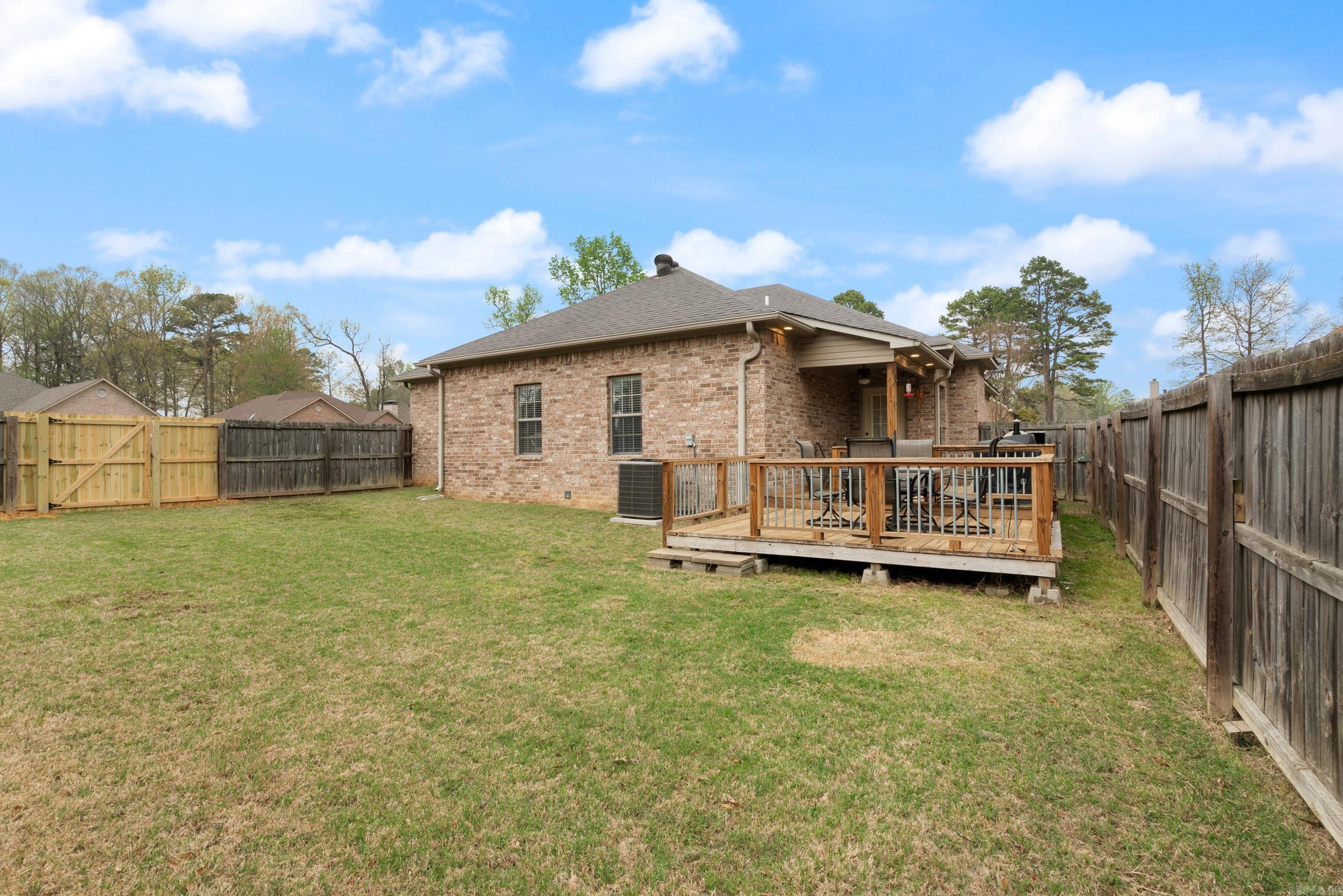 27 Starlite Road South