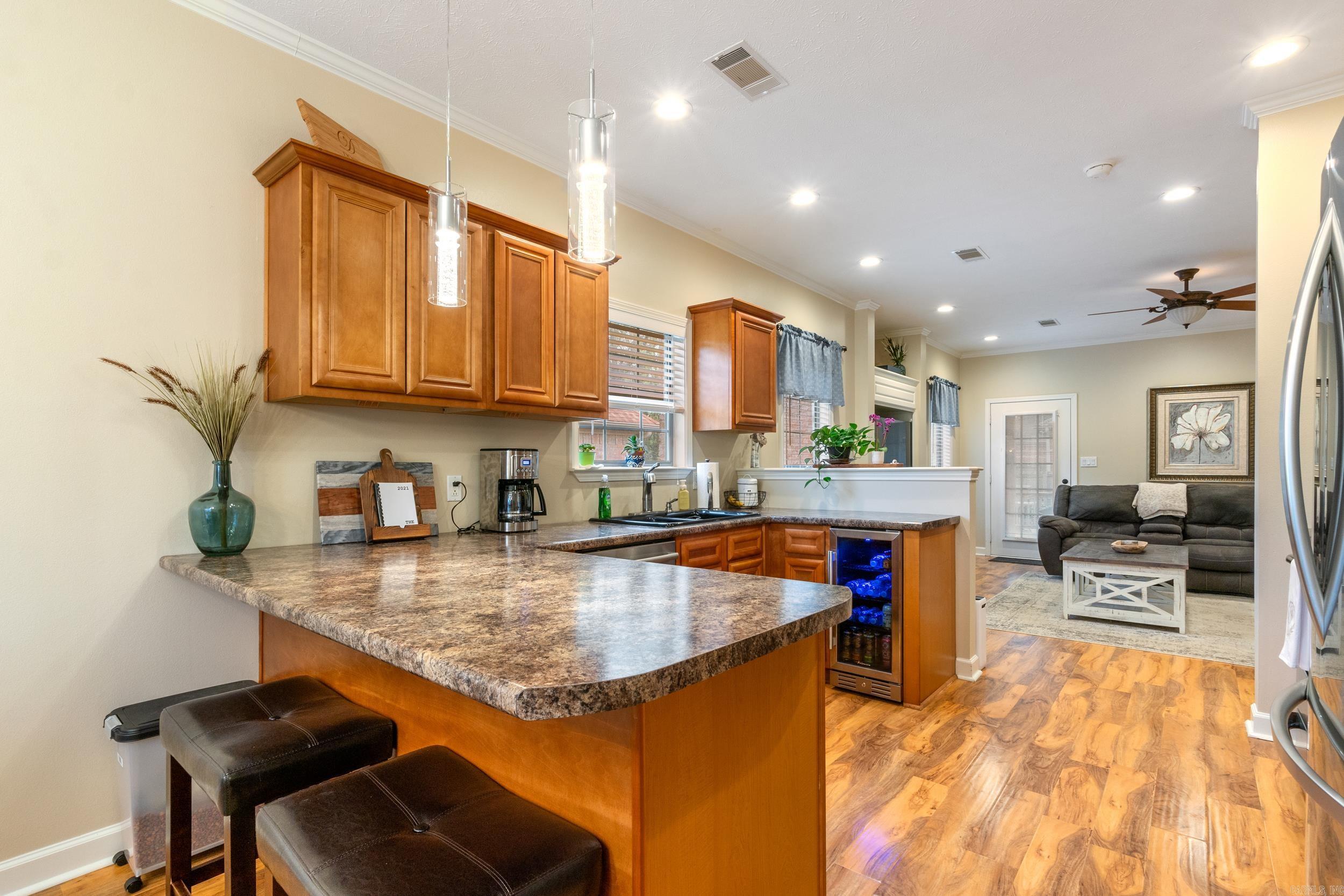 27 Starlite Road South