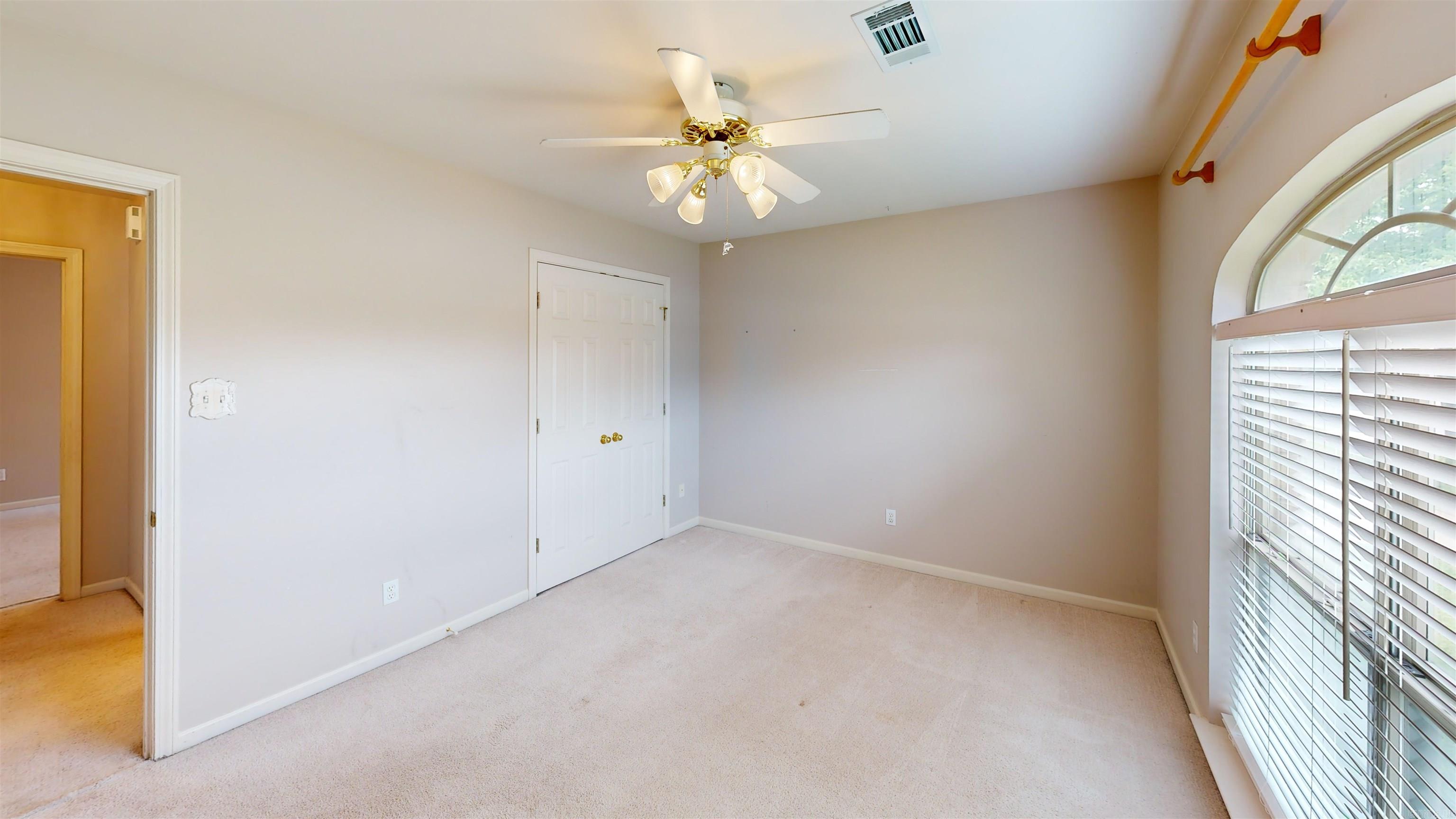 2976 Saratoga Court