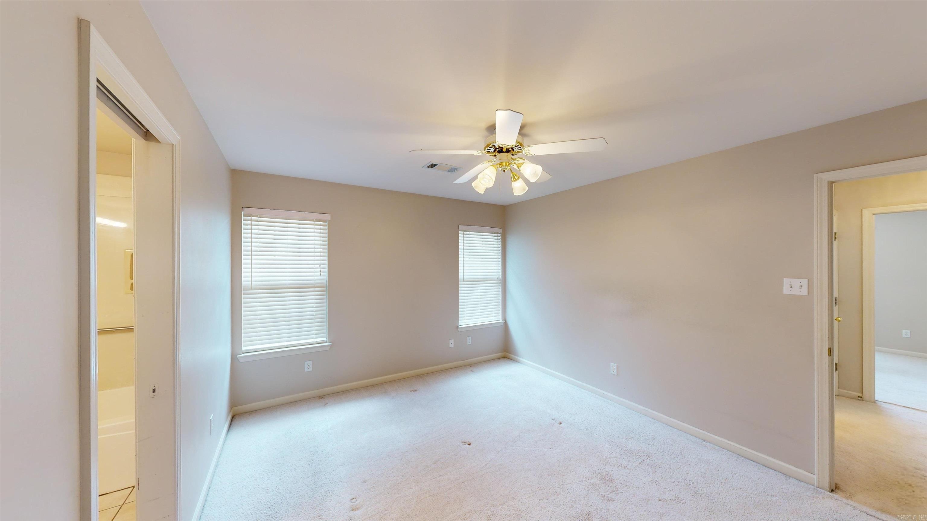 2976 Saratoga Court