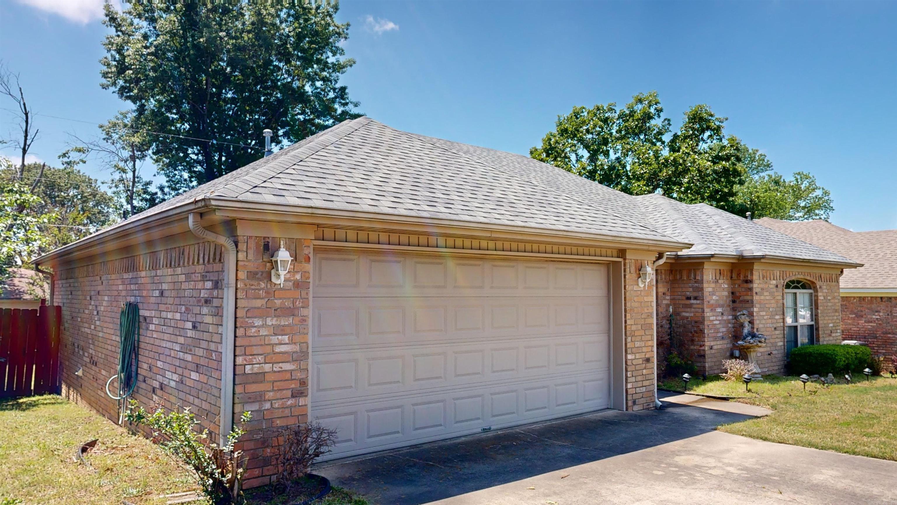2976 Saratoga Court