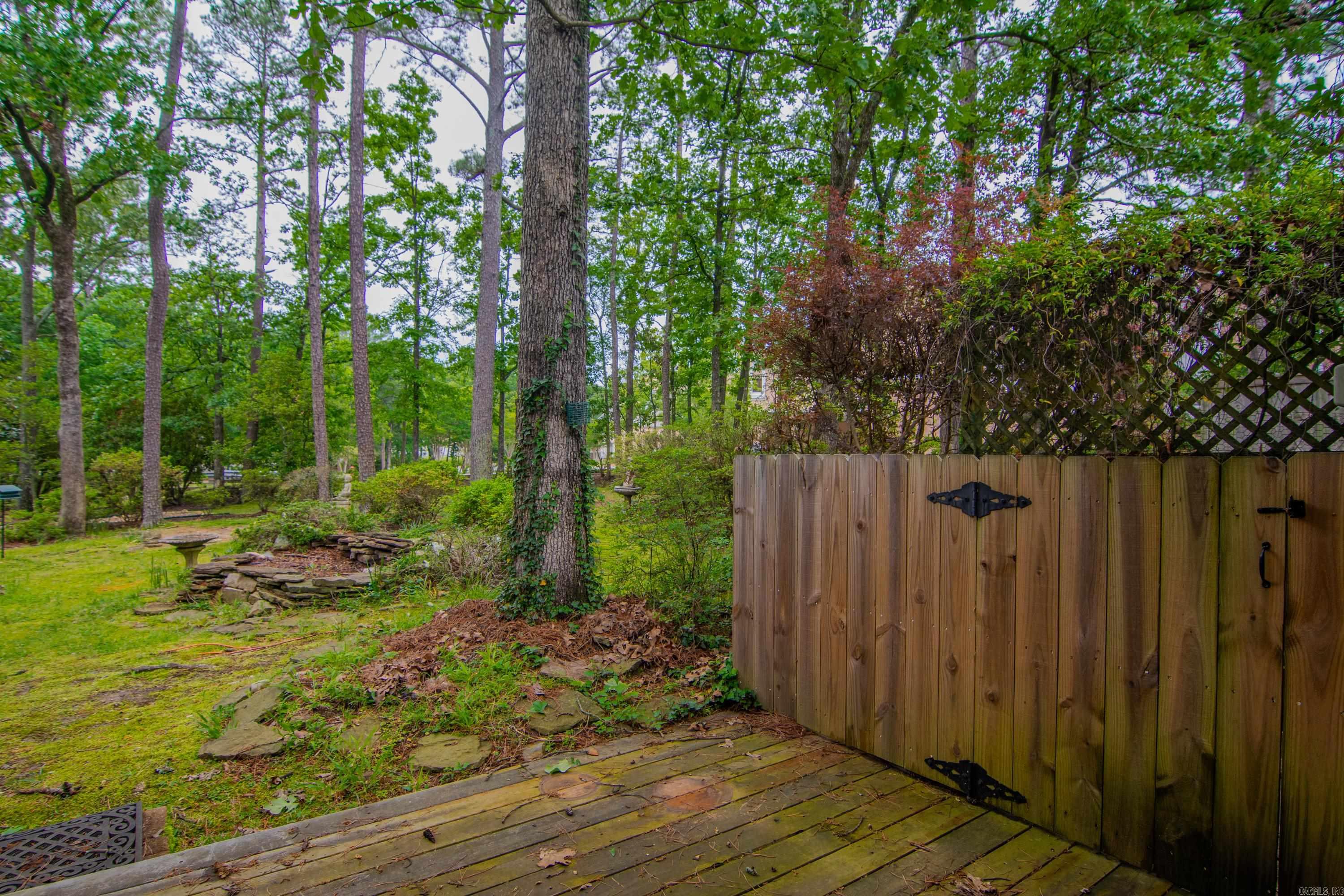 3 Kingsbridge Way