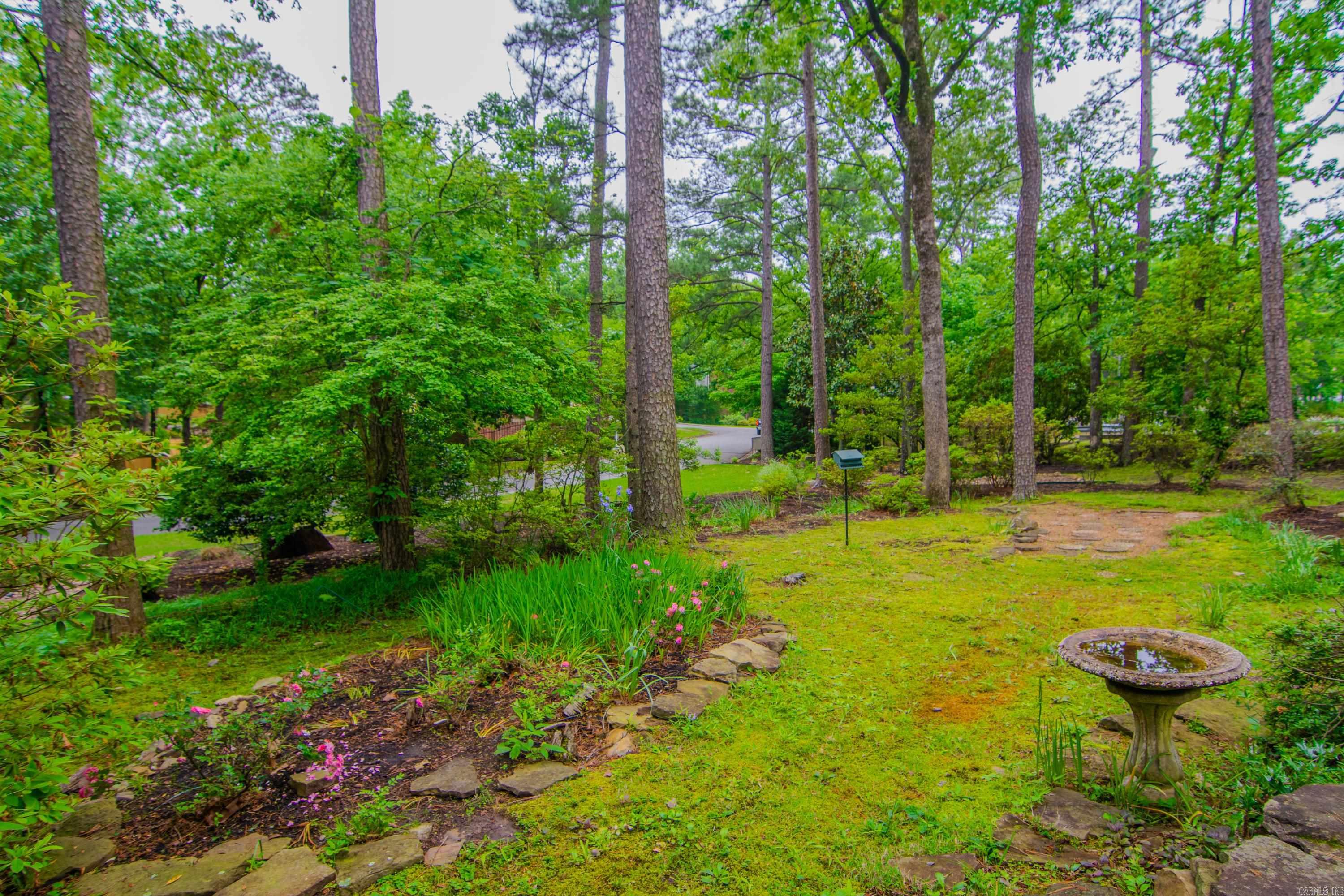 3 Kingsbridge Way