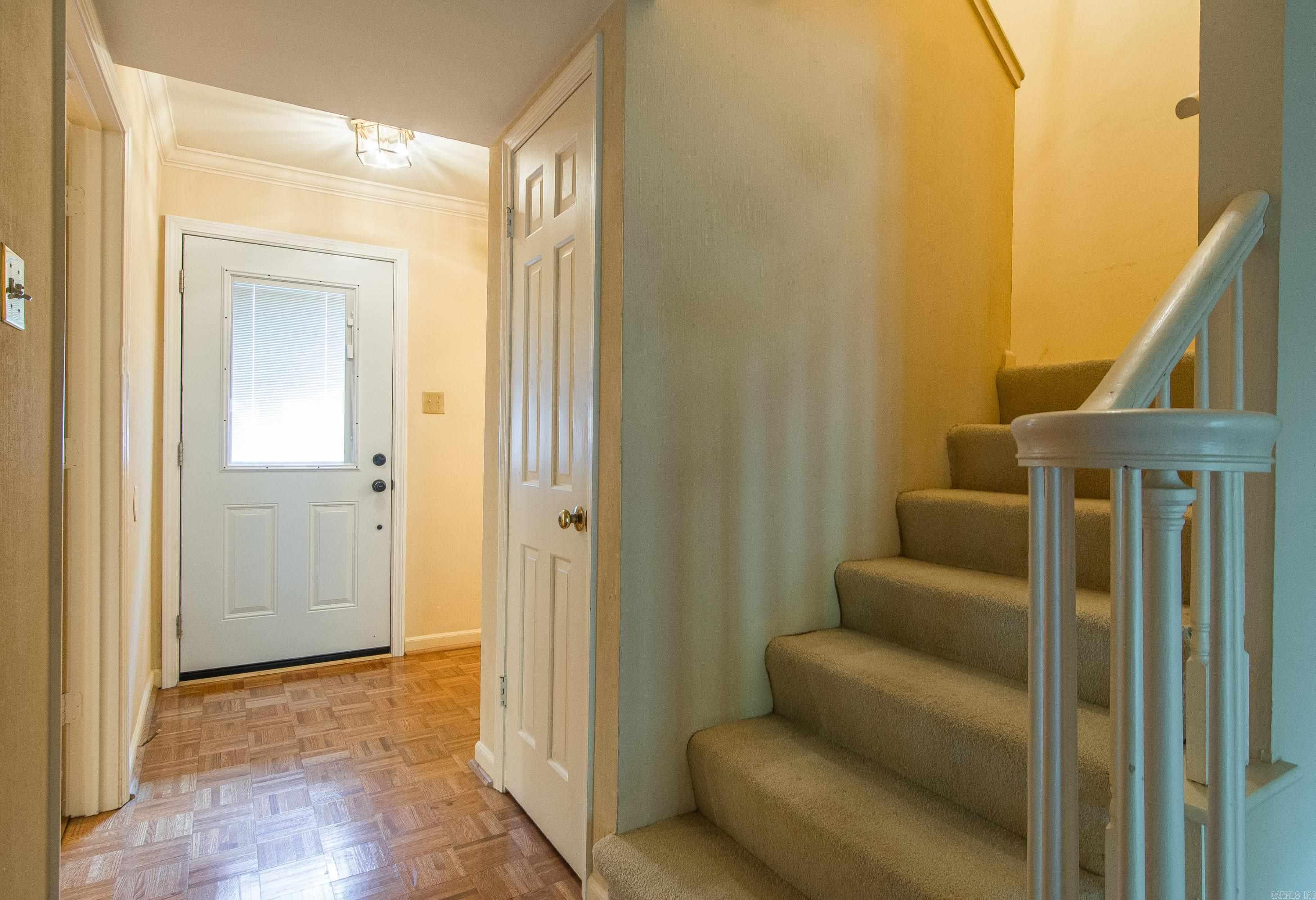 3 Kingsbridge Way
