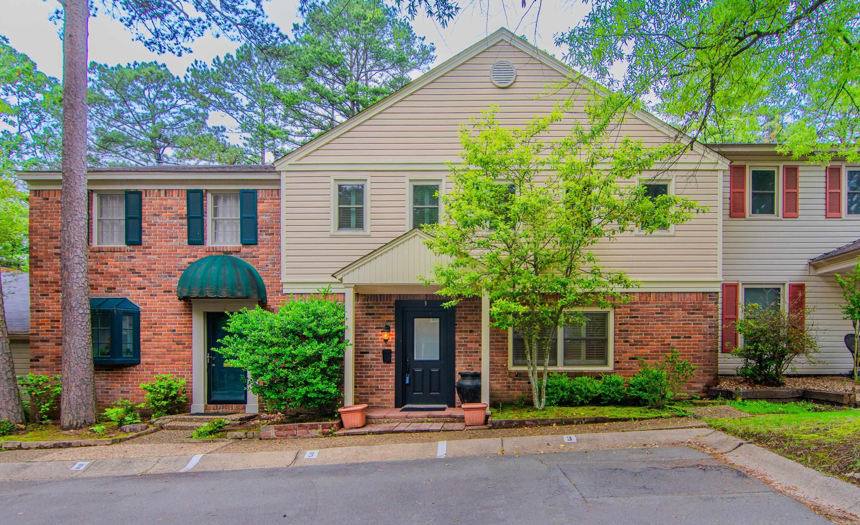 3 Kingsbridge Way