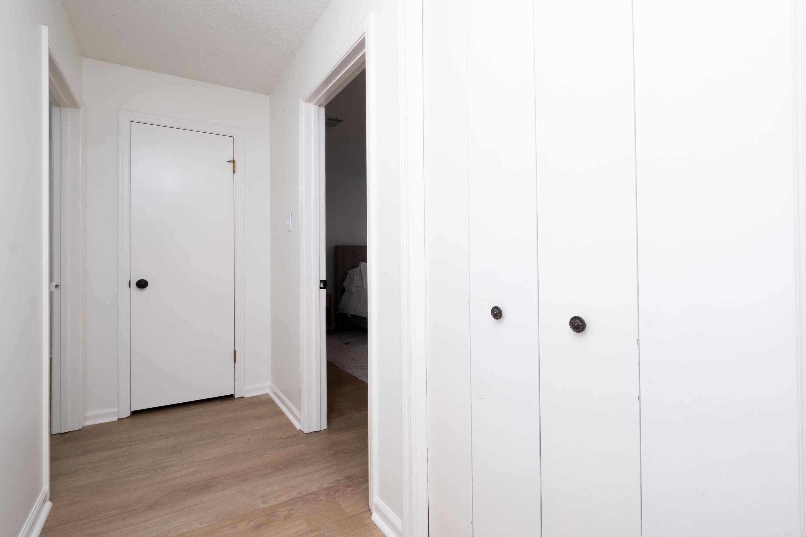 1 Woodview Court