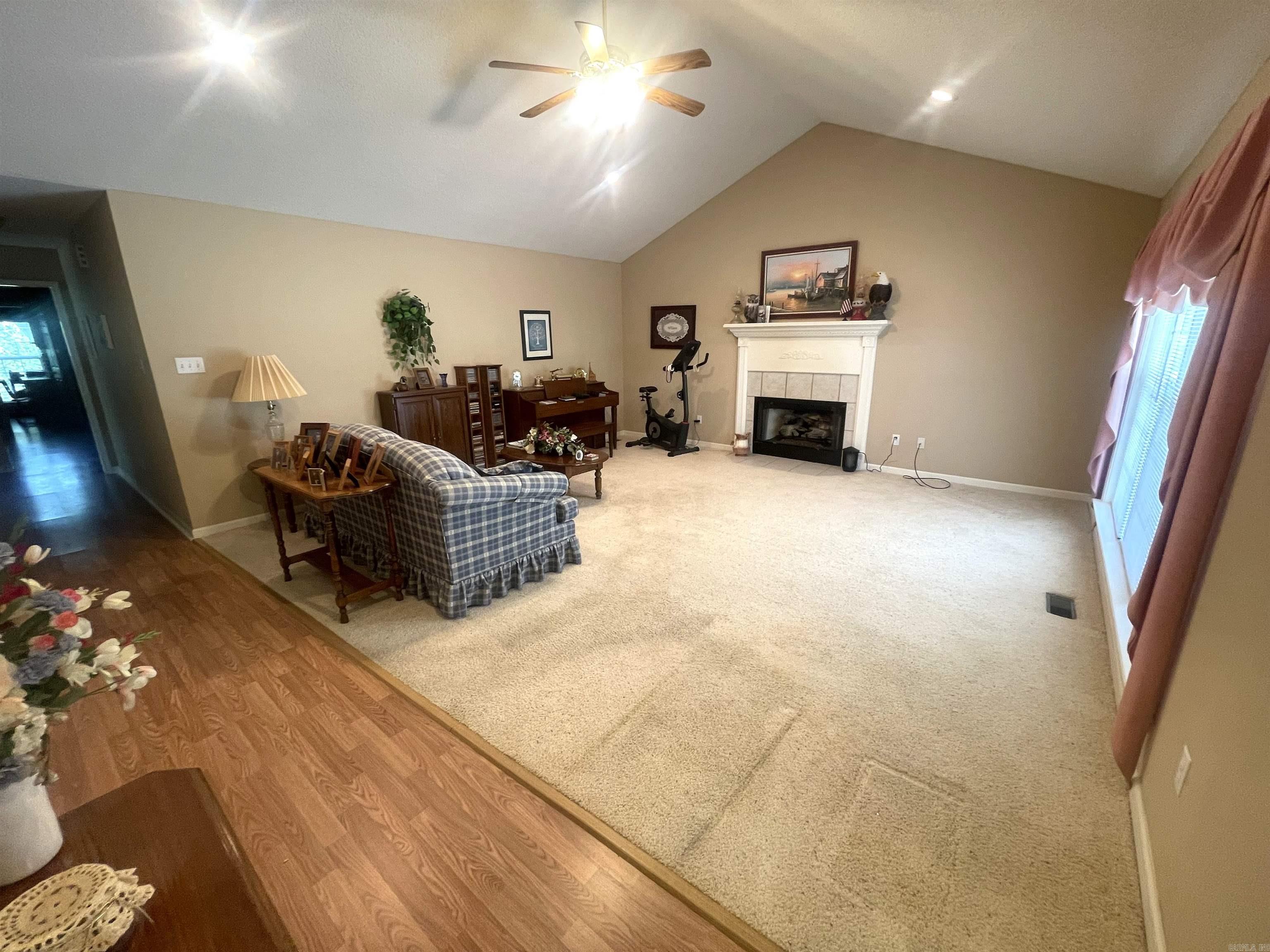 228 Serendipity Trl