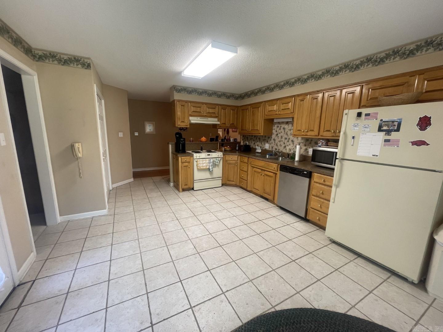 228 Serendipity Trl