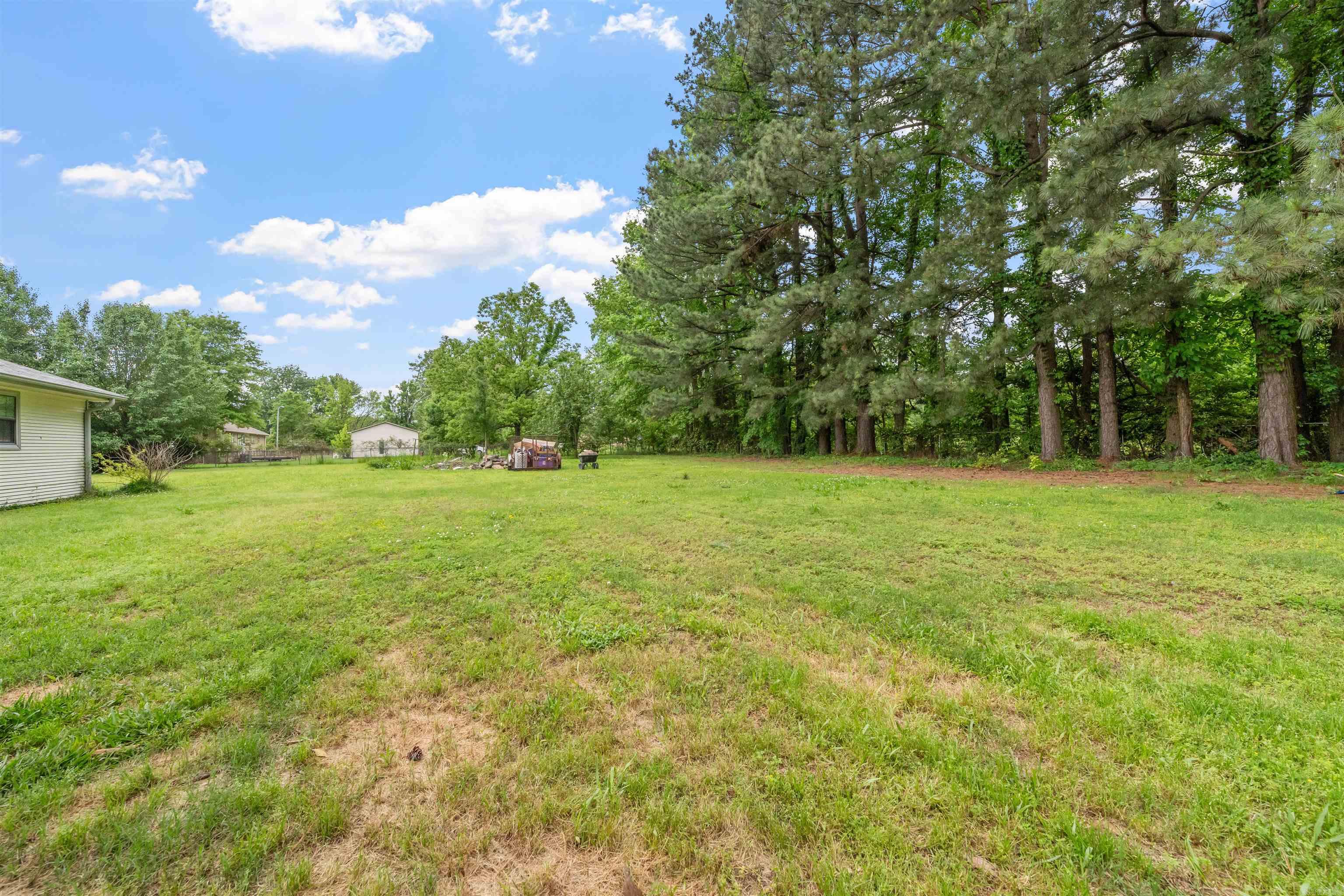 140 Lone Oak Drive