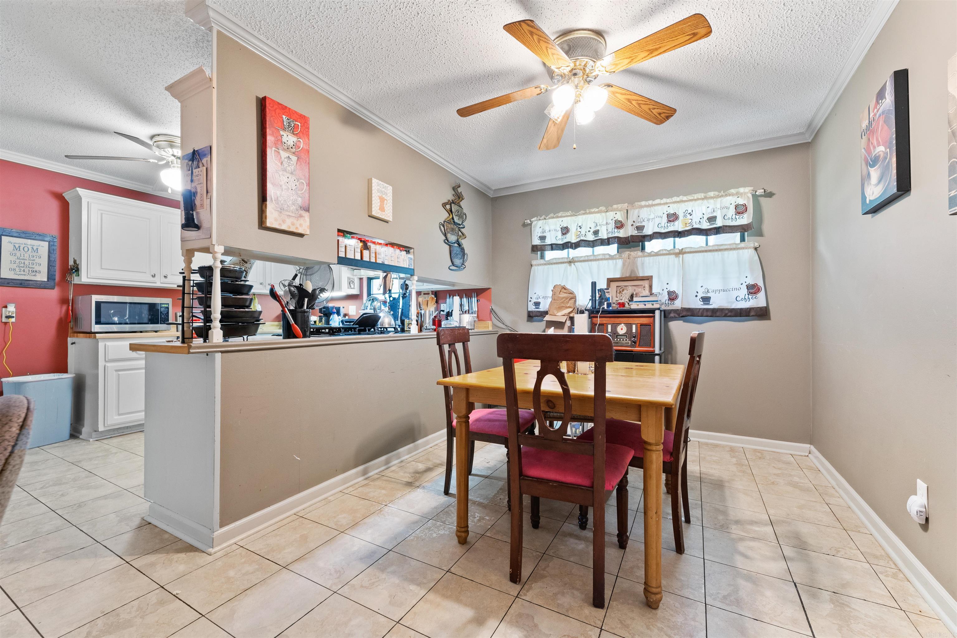 140 Lone Oak Drive