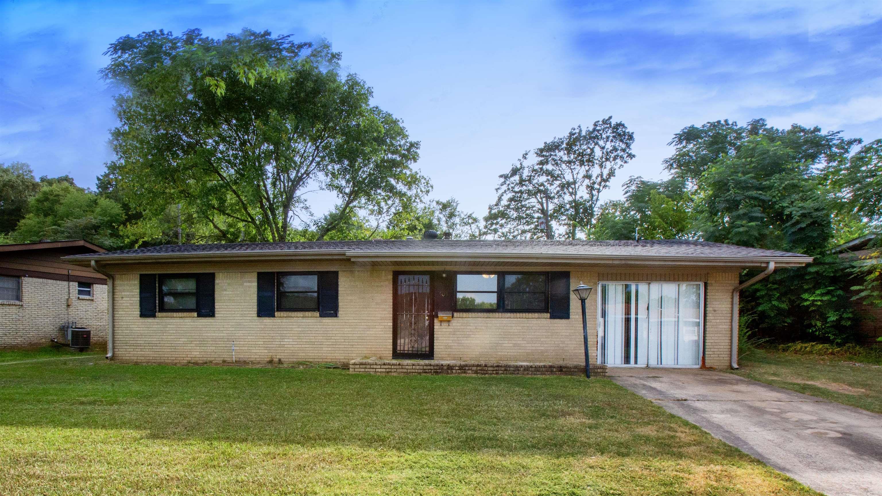 505 Sierra Madre Dr