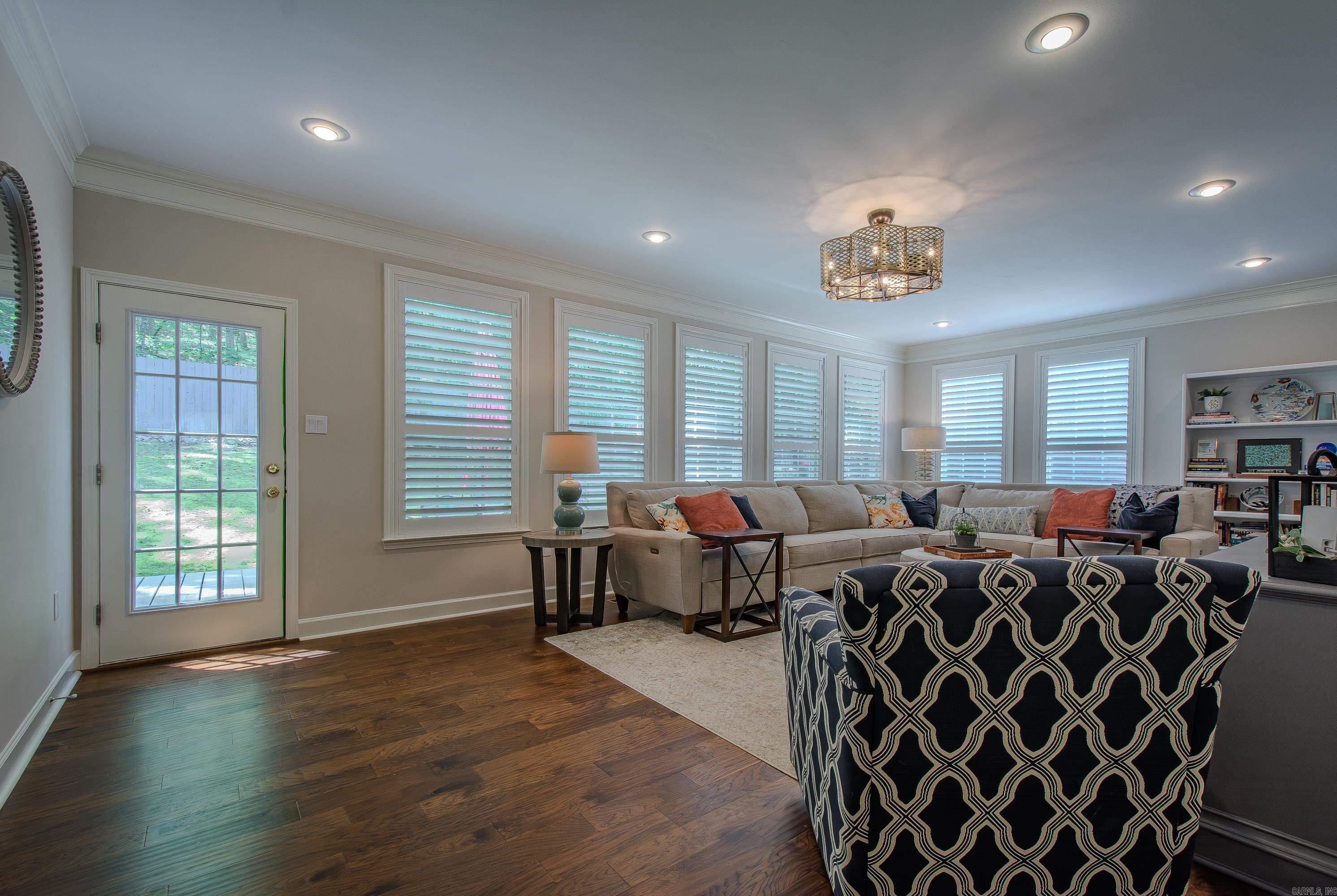 9 Countryside Cove