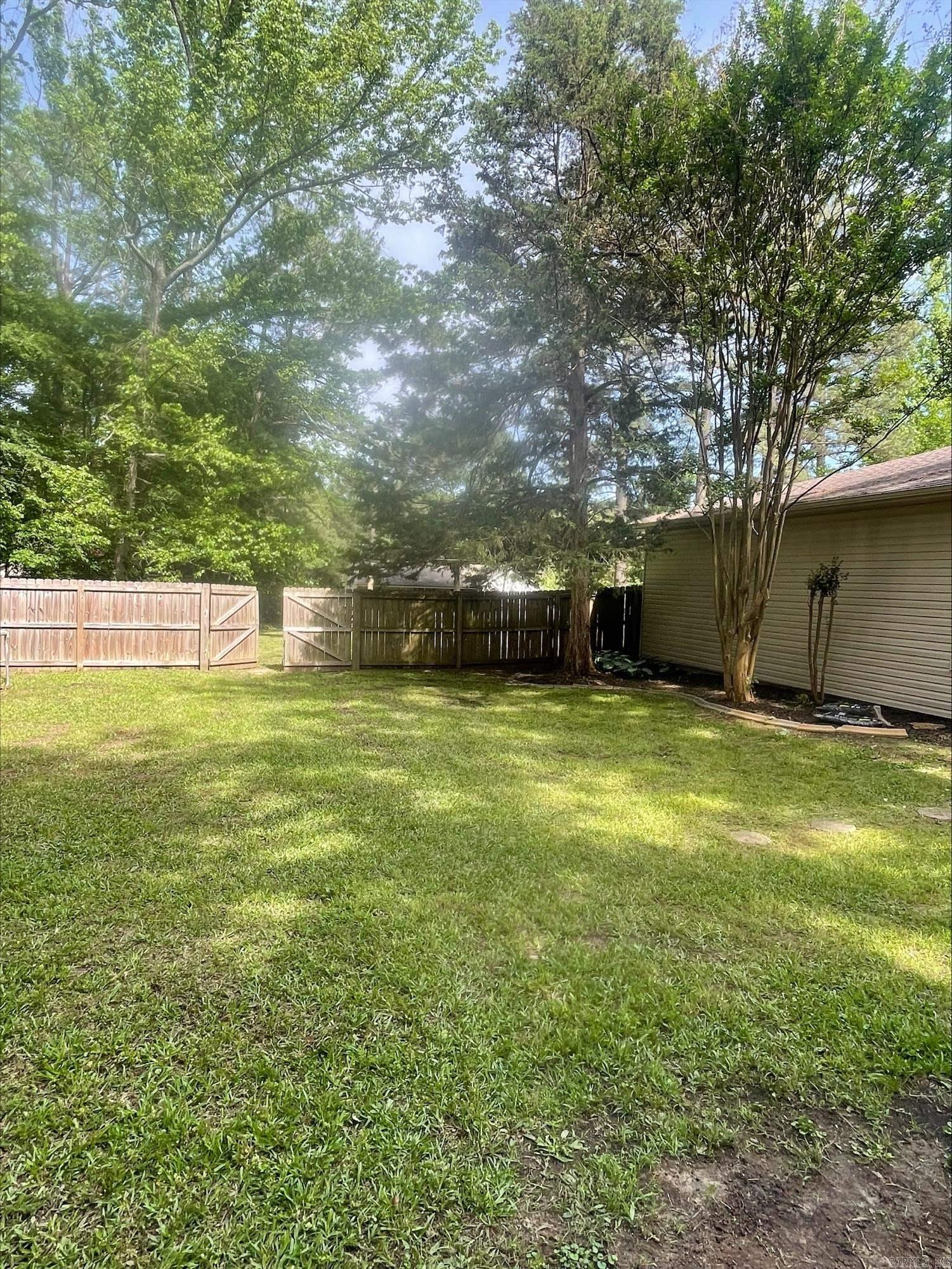 593 Kingwood Circle