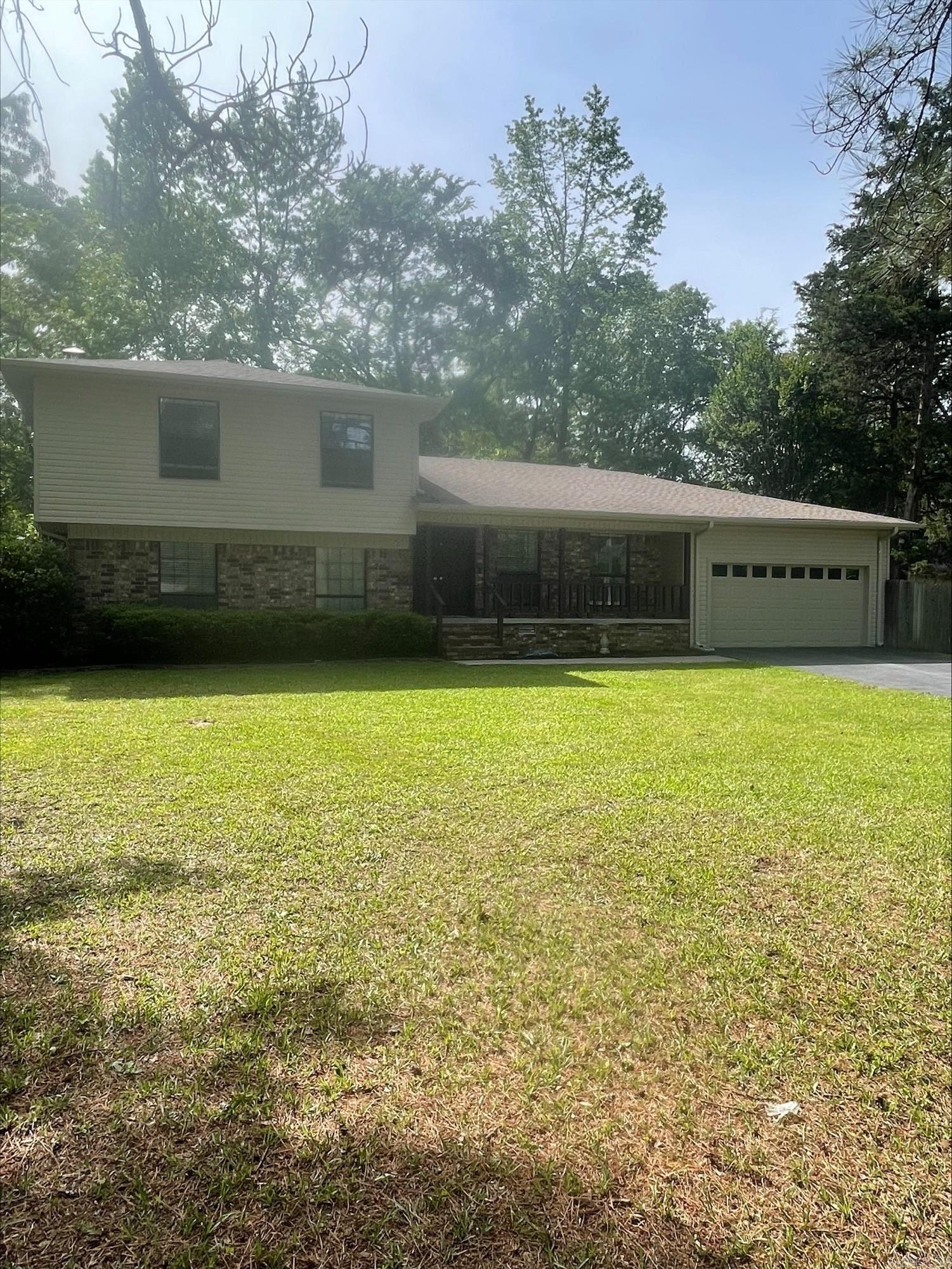 593 Kingwood Circle