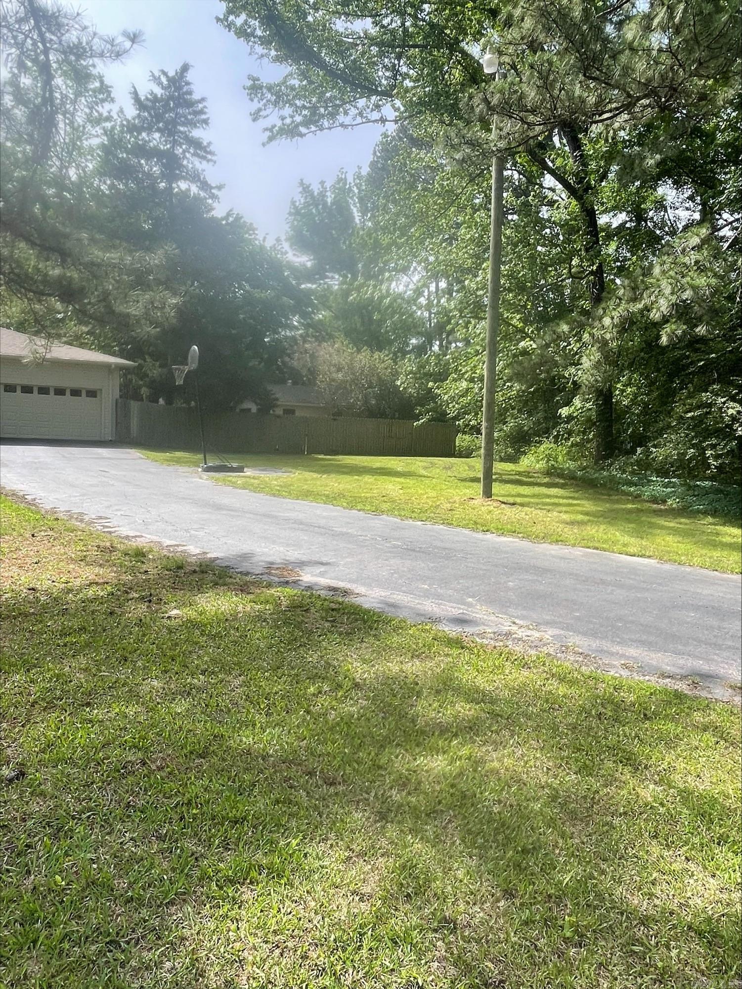 593 Kingwood Circle