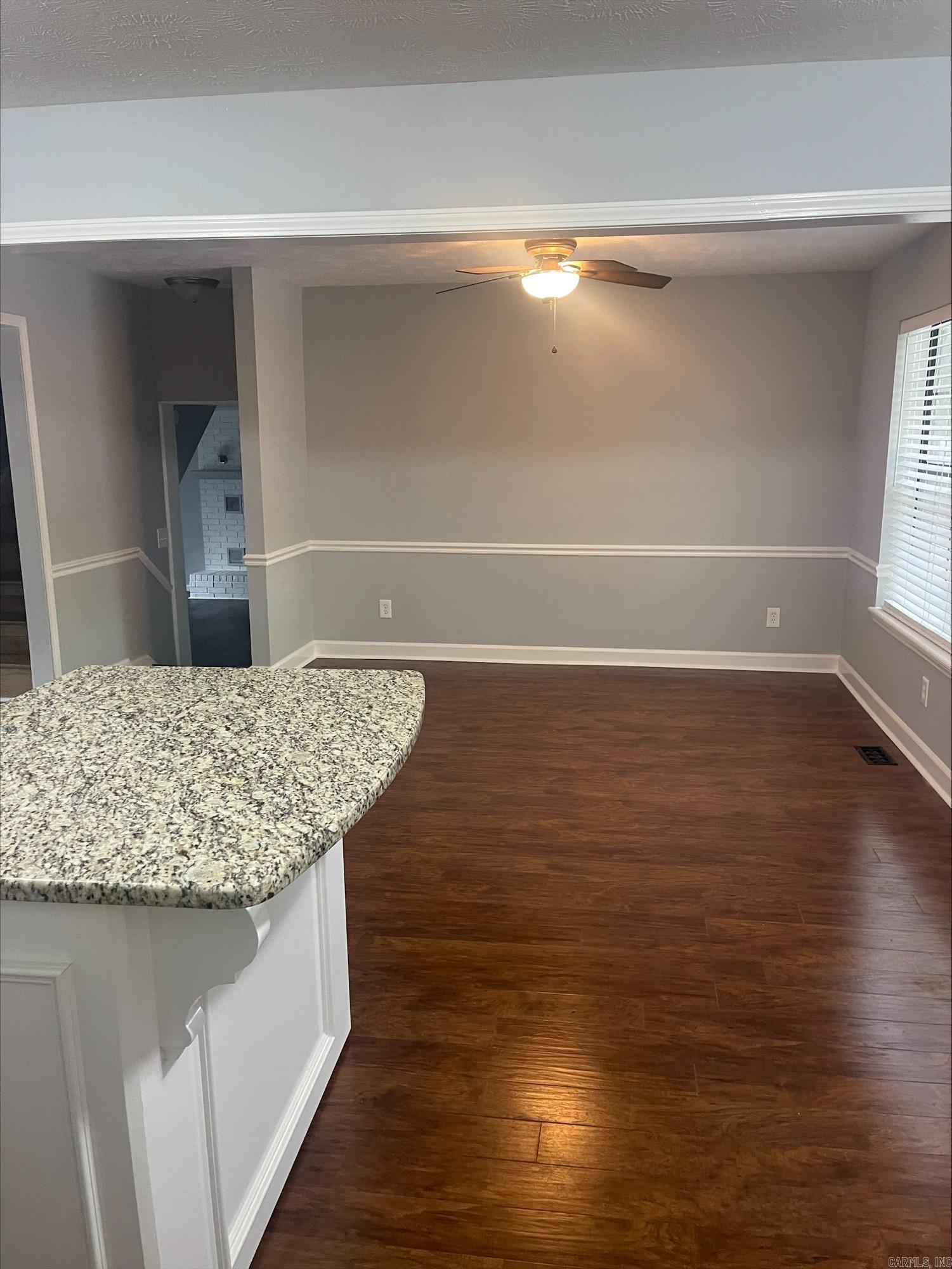 593 Kingwood Circle