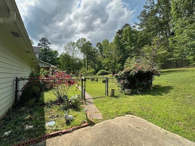 882 BRECKENRIDGE DRIVE