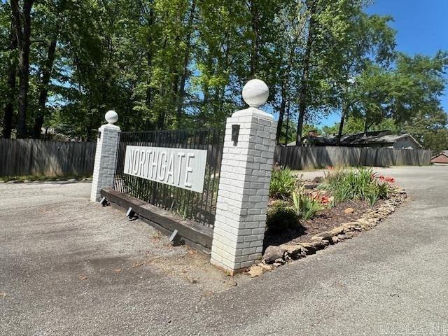 882 BRECKENRIDGE DRIVE