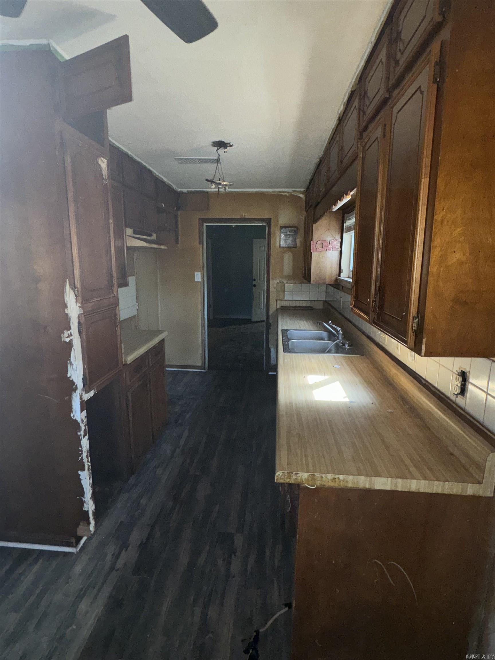 2801 Circlewood Road