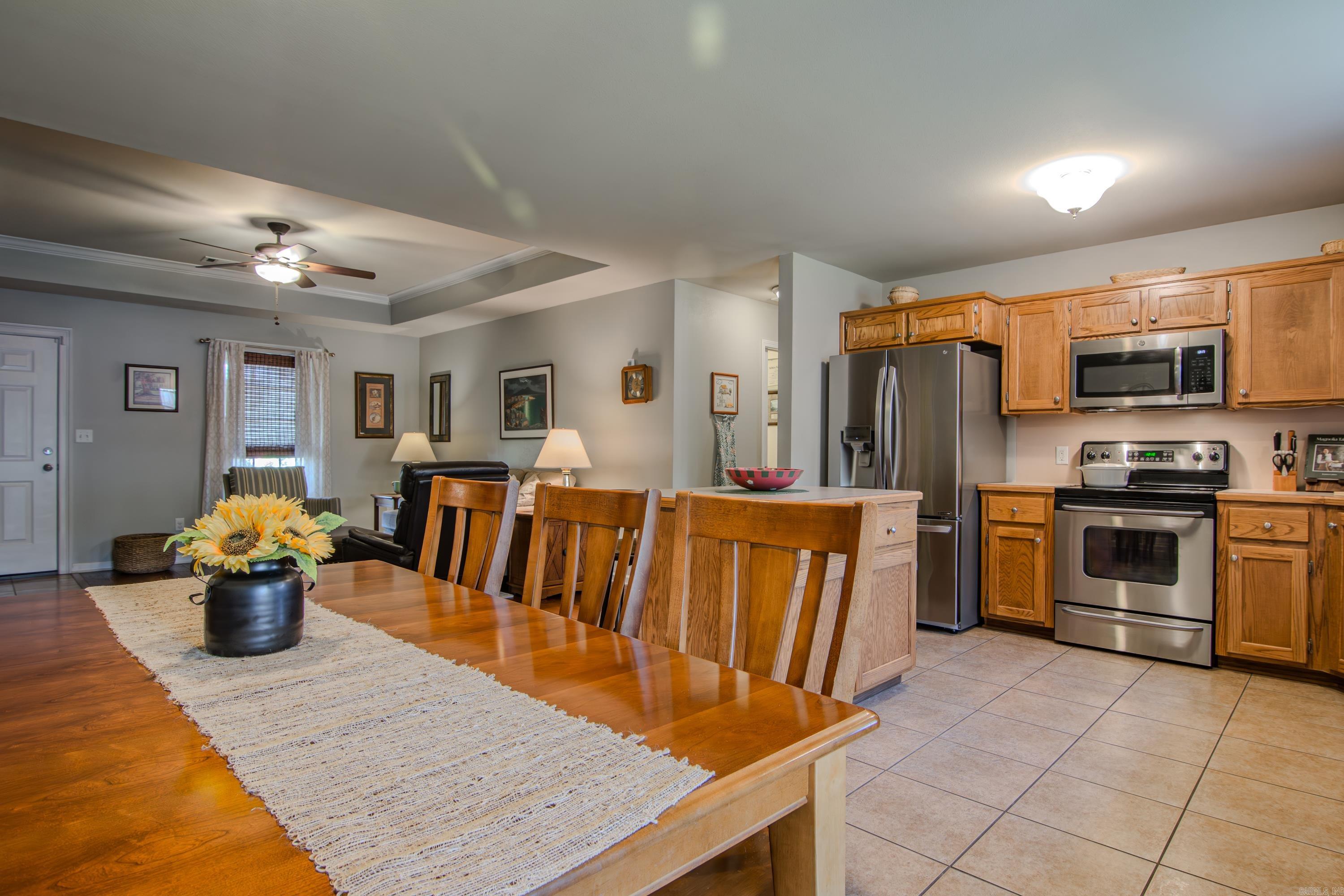 3118 Longmeadow Drive