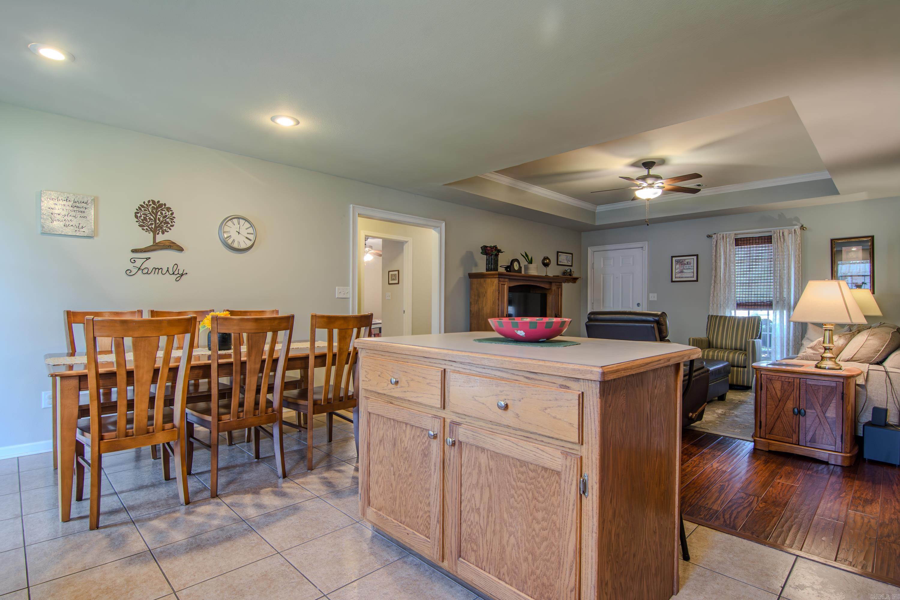 3118 Longmeadow Drive